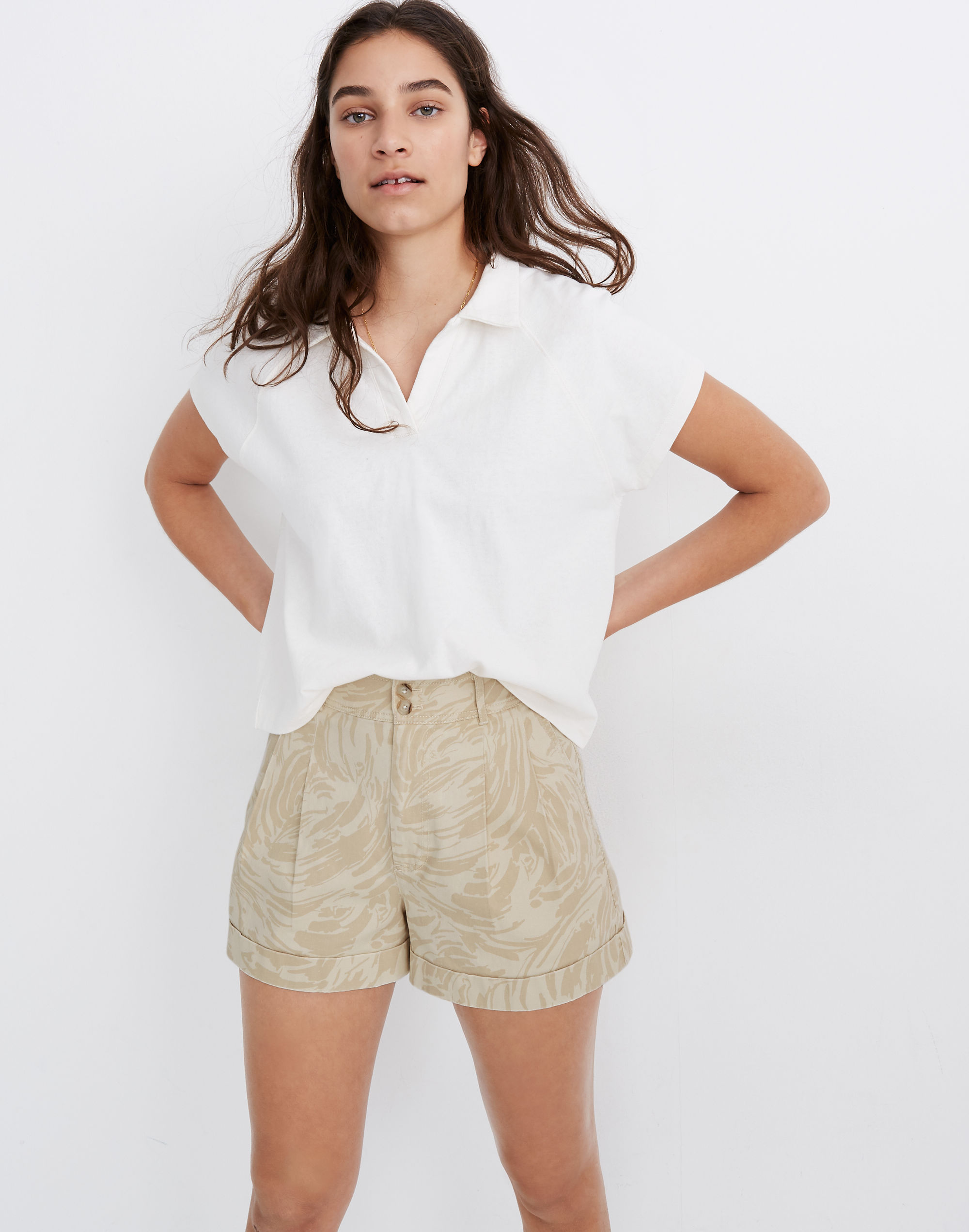 Pleated Shorts in Brushing Up