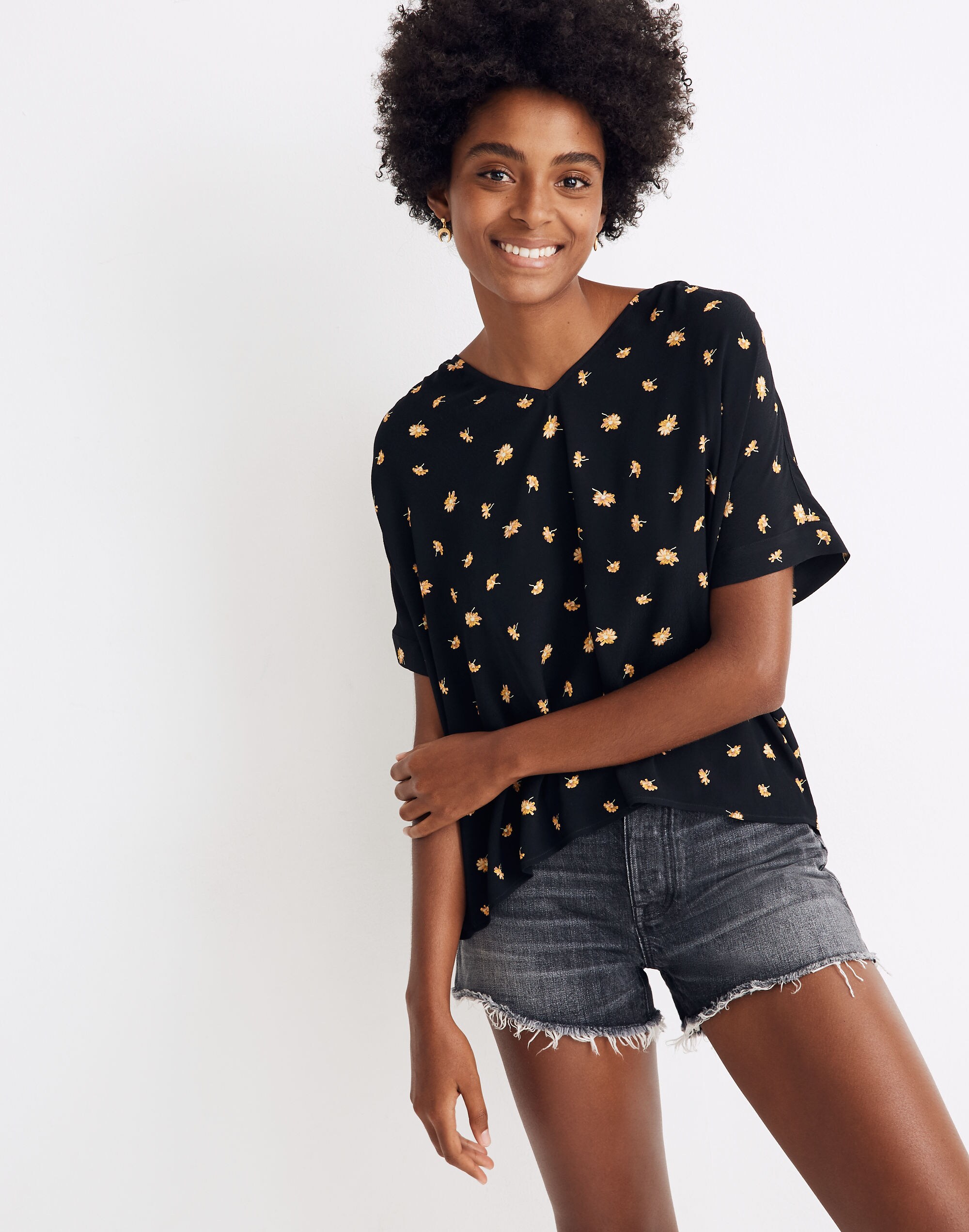 Drapey V-Neck Button-Back Top in French Daisies