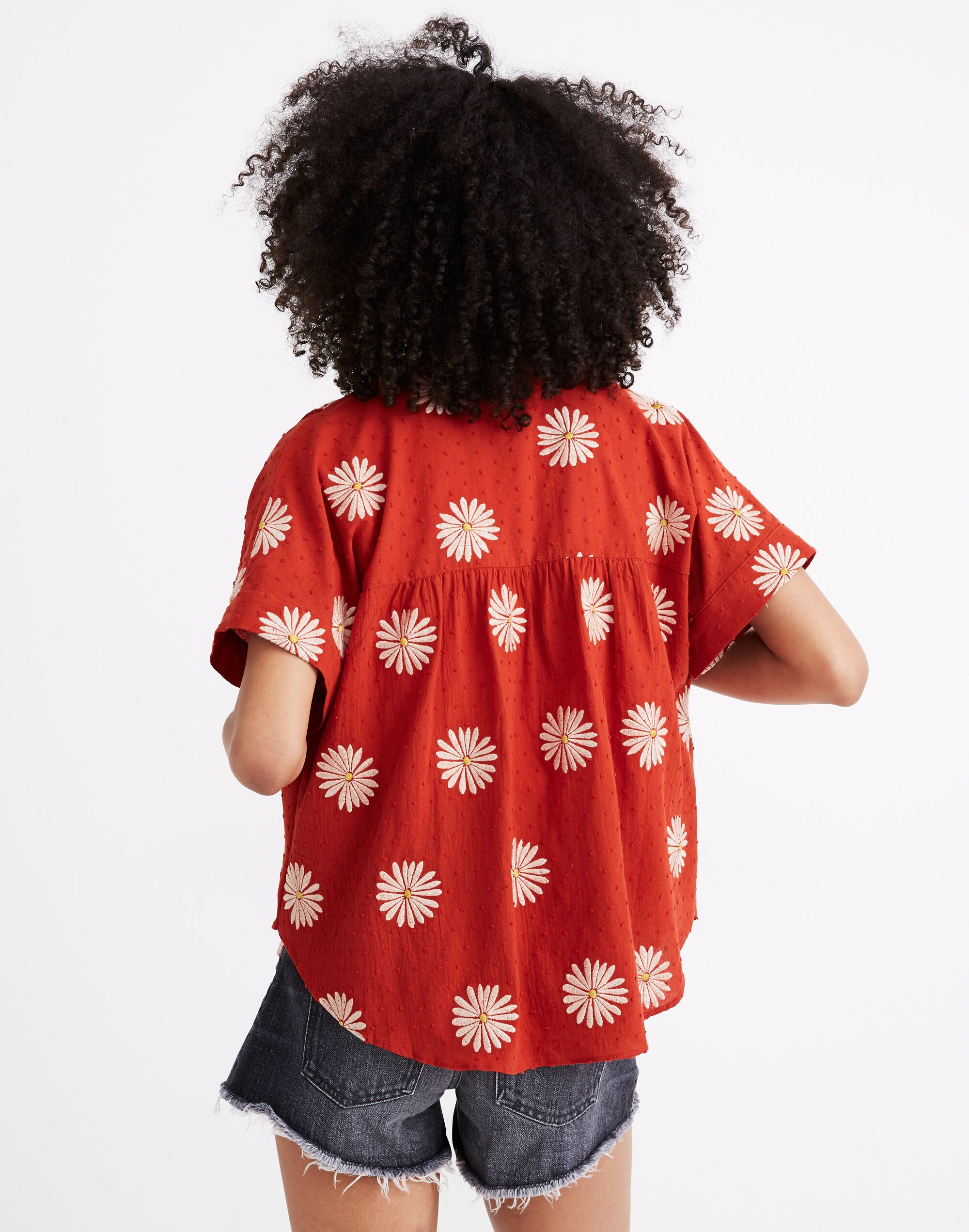 Daisy Daydream Embroidered Hilltop Shirt