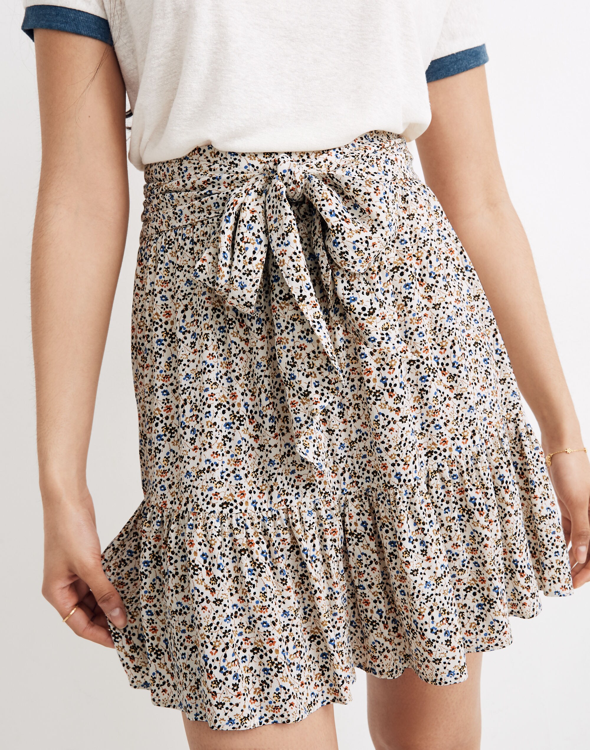 Tie-Waist Tiered Mini Skirt in Fieldwalk Floral