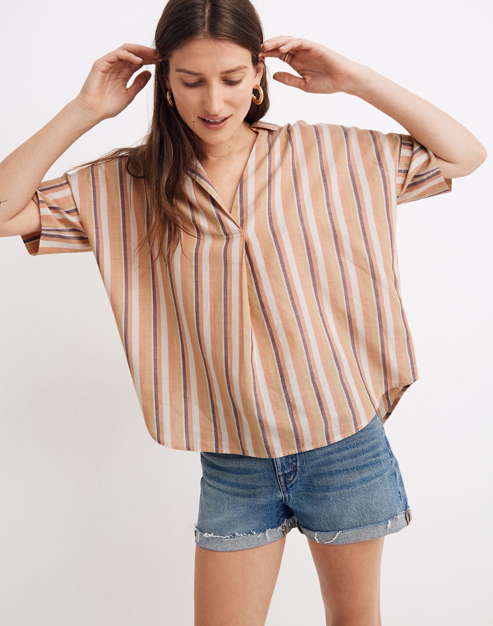 Courier Button-Back Shirt in Rainbow Stripe