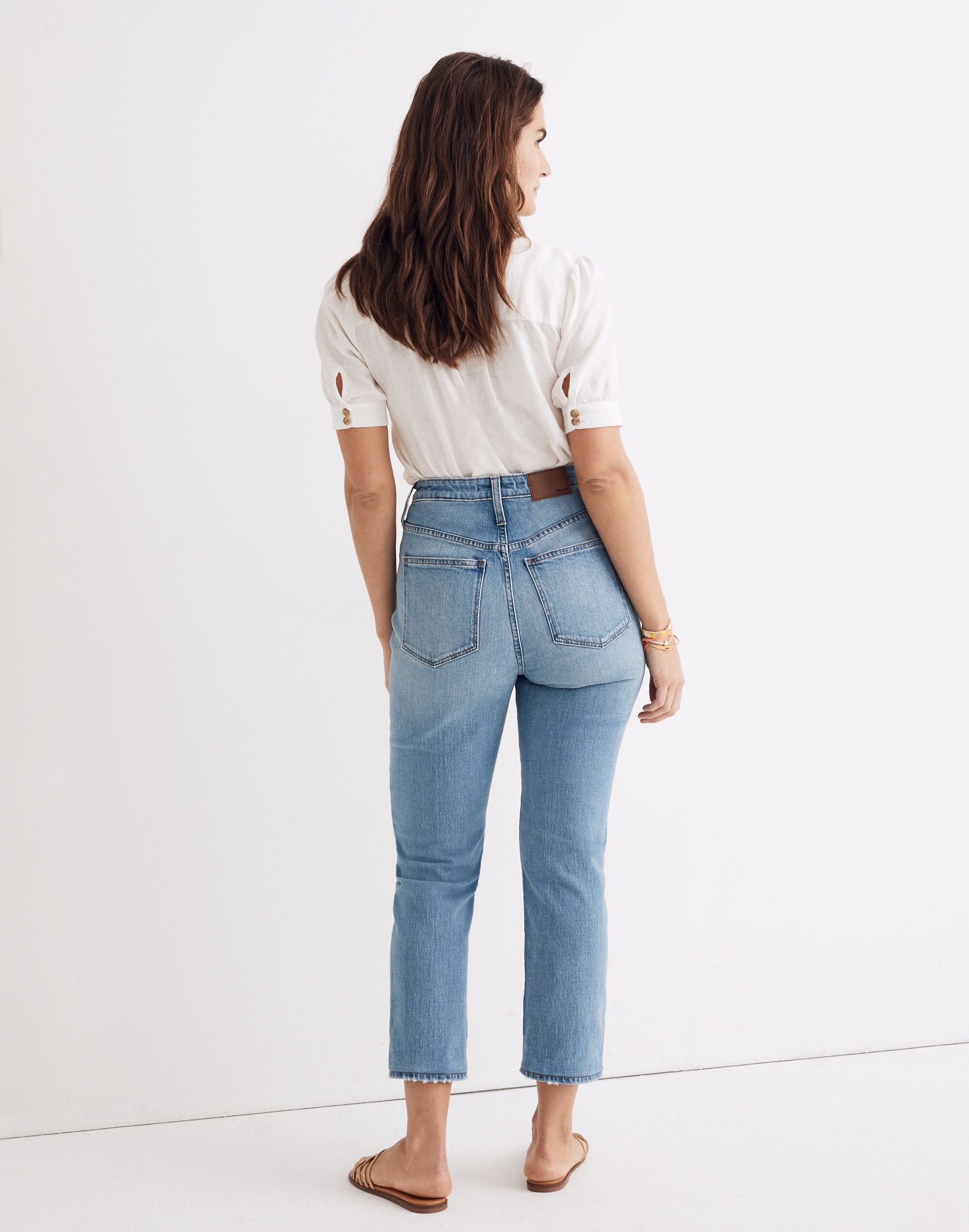 Curvy Classic Straight Jeans in Meadowland Wash