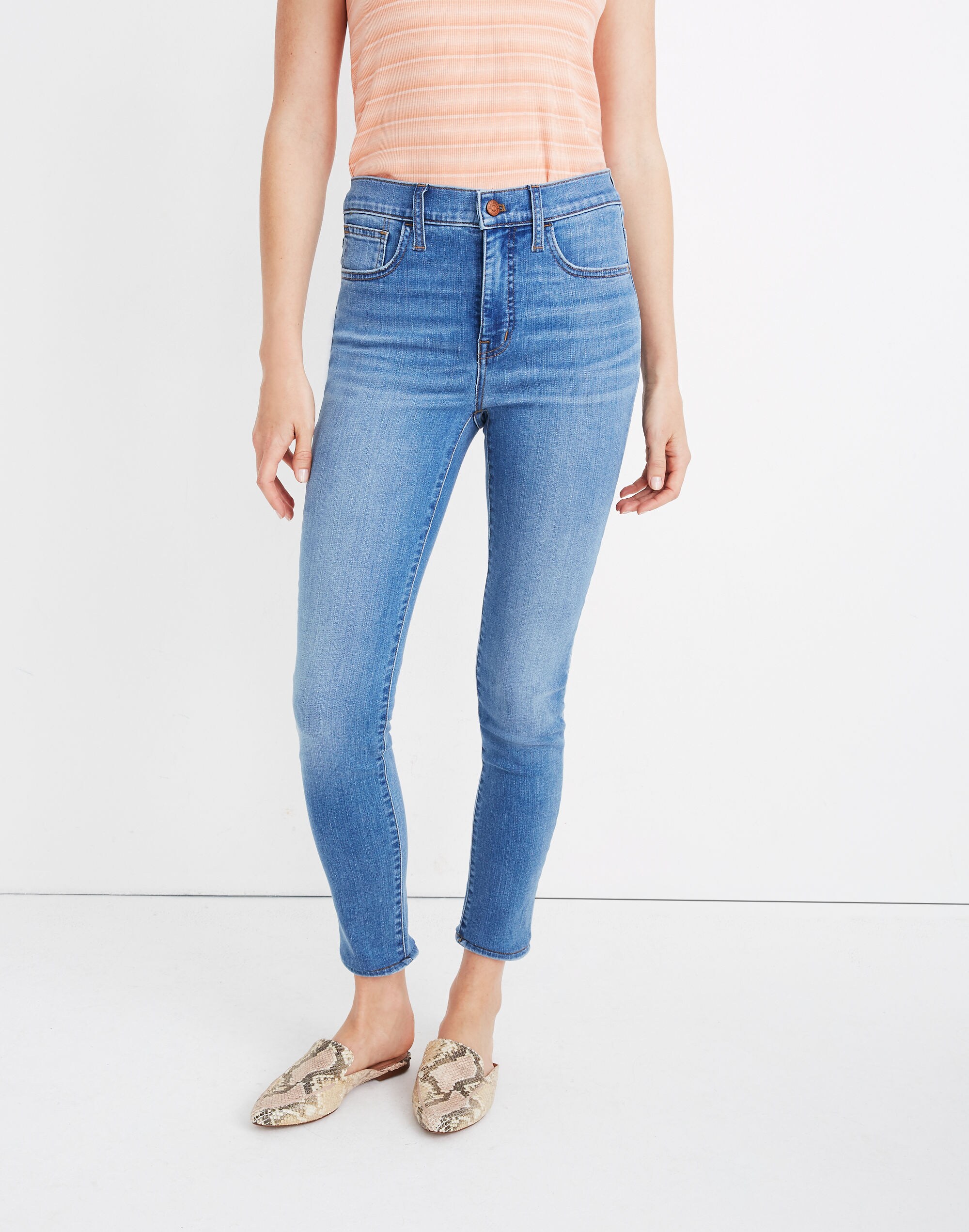 Roadtripper Crop Jeans in Iberia Wash