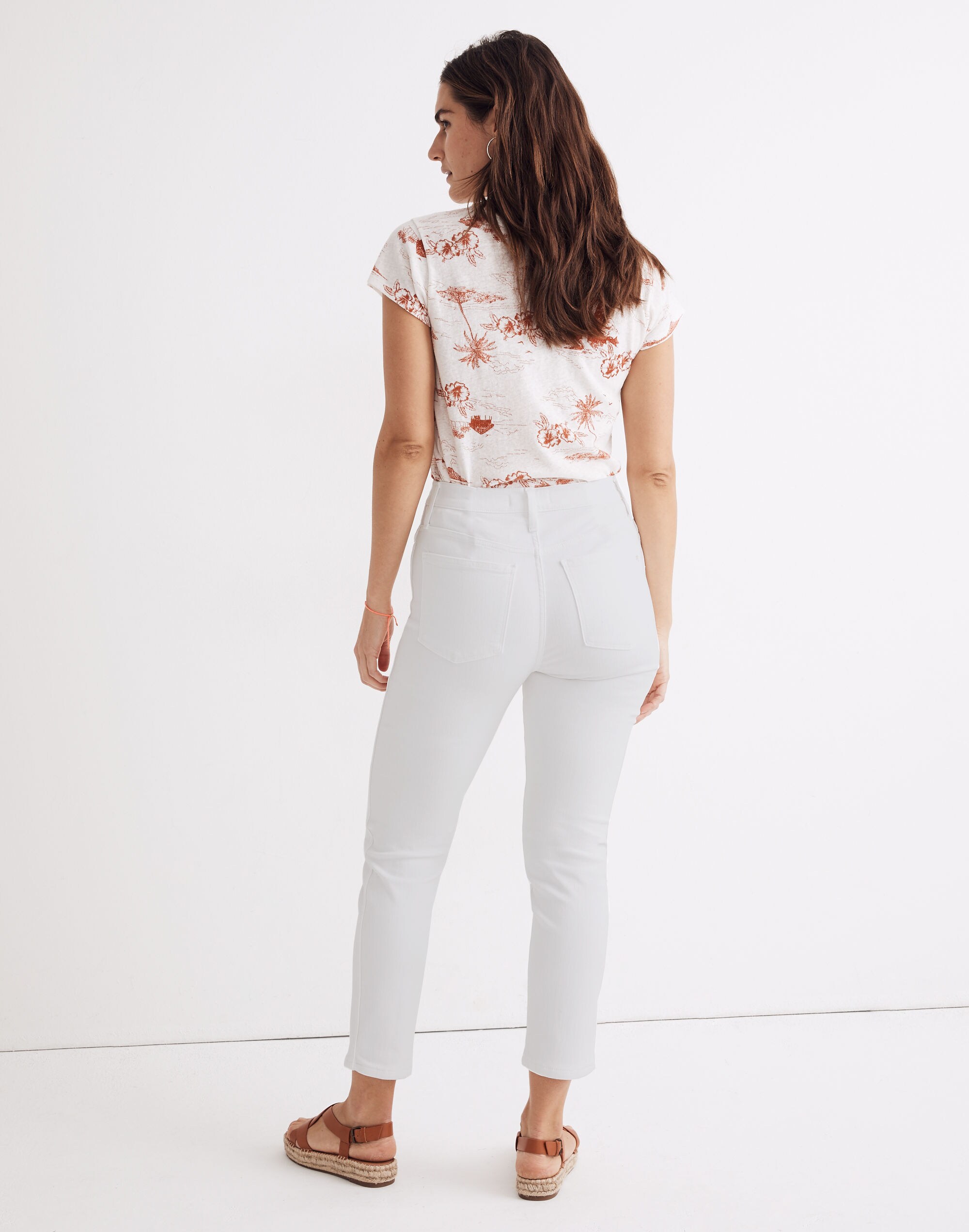 Petite Stovepipe Jeans in Pure White: Button-Front Edition