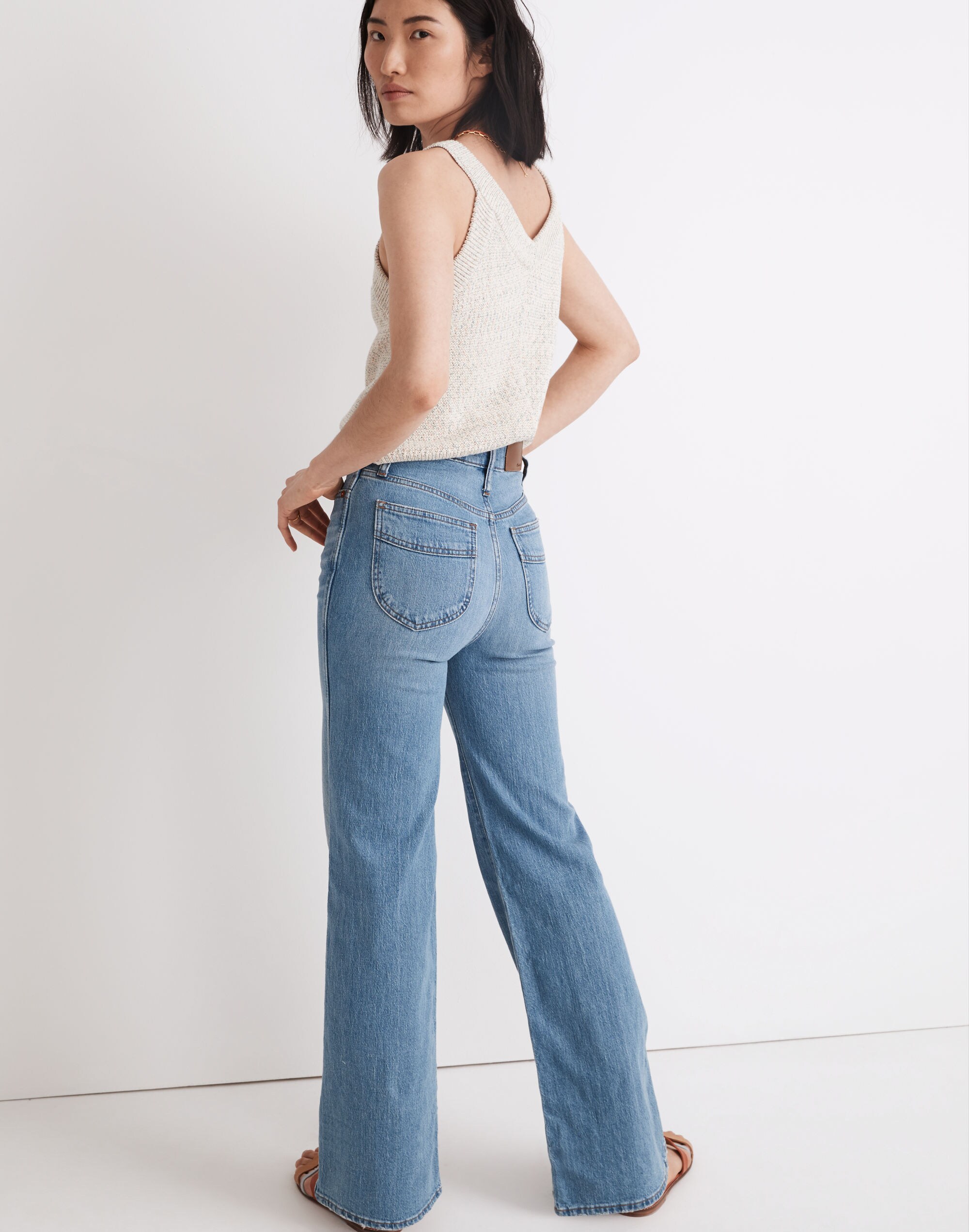 11" High-Rise Flare Jeans in Conwell Wash