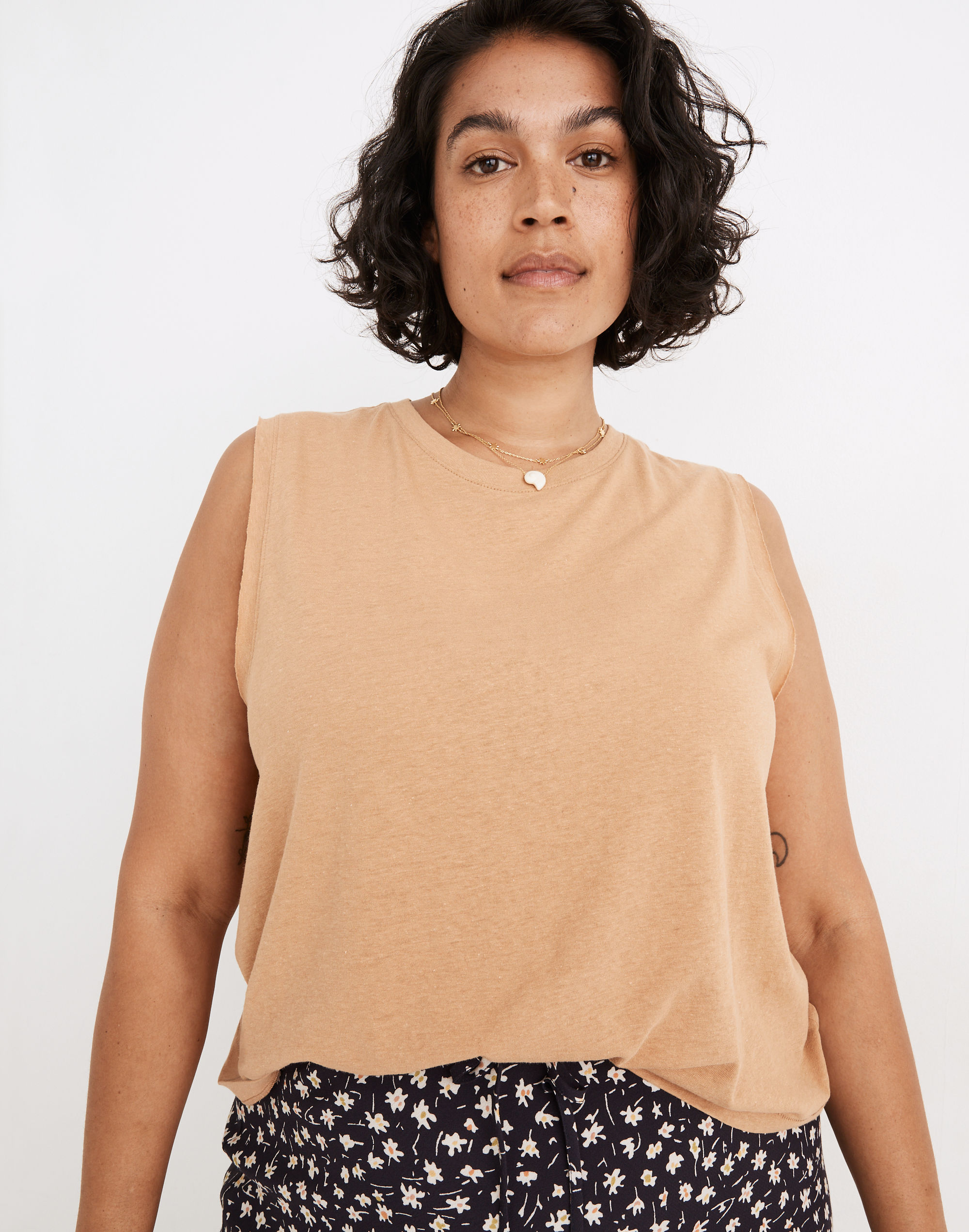 Raw-Edge Hangout Muscle Tank