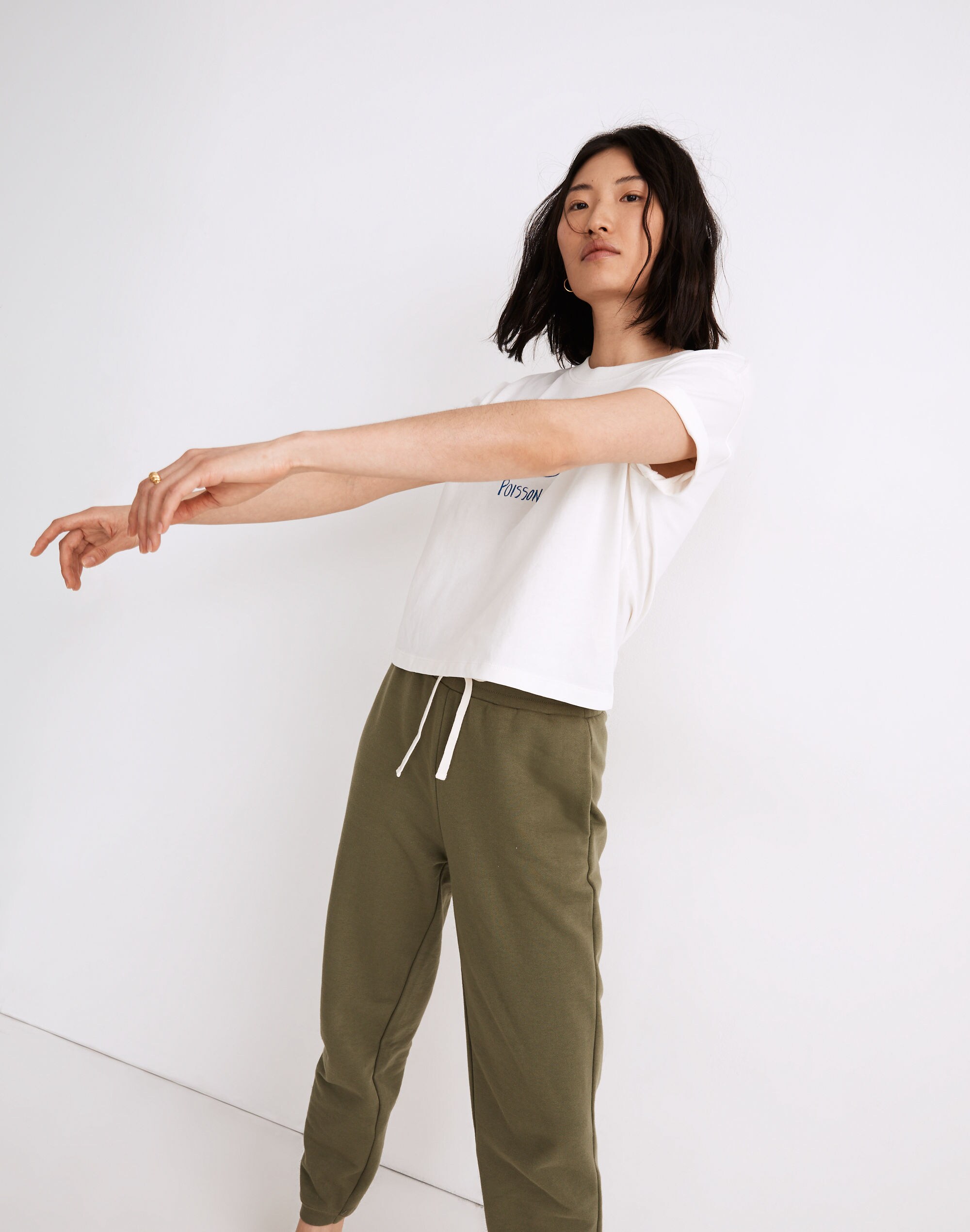 Le Poisson Bleu Graphic Easy Crop Tee