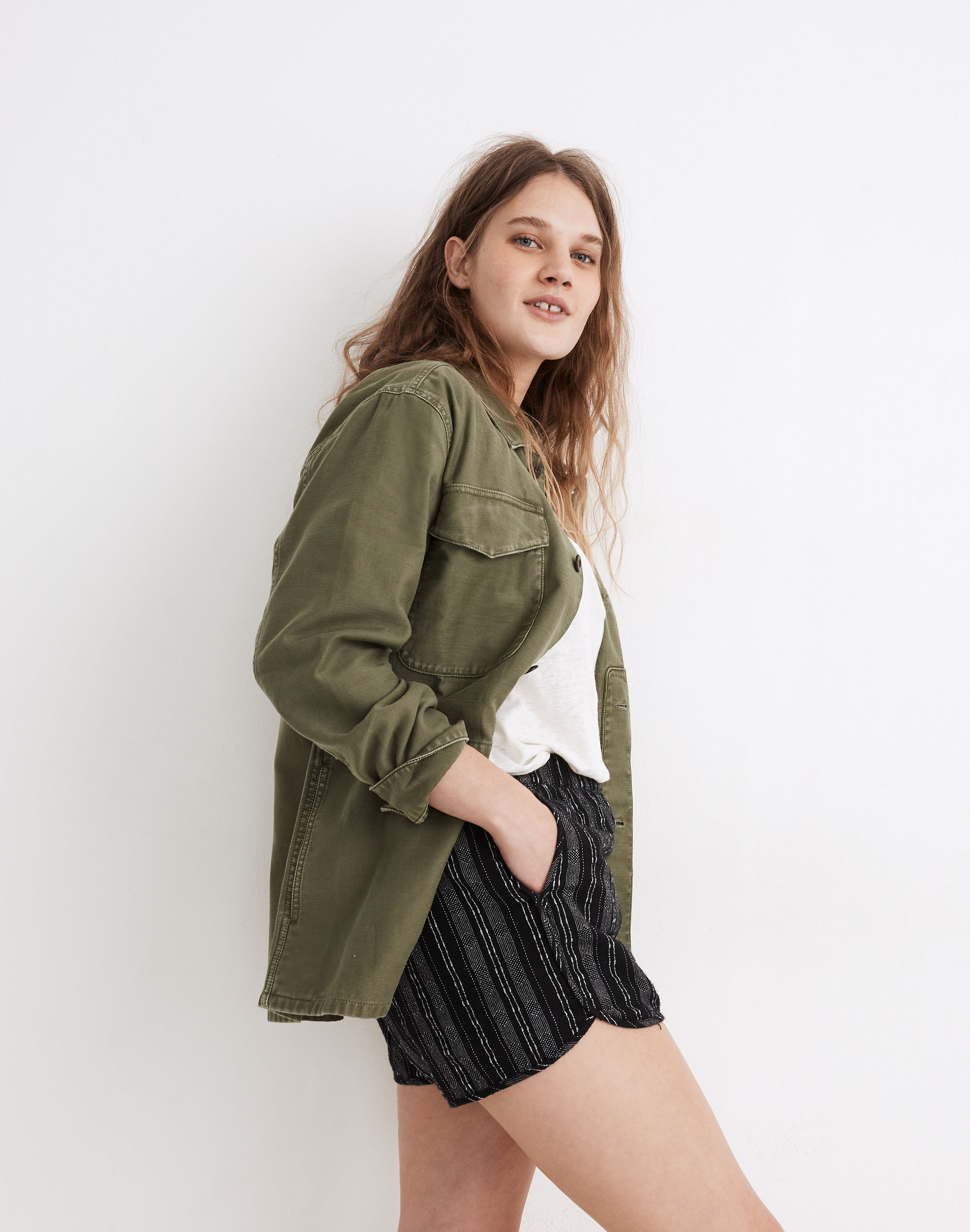 Linen-Cotton Pull-On Shorts in Jacquard Stripe