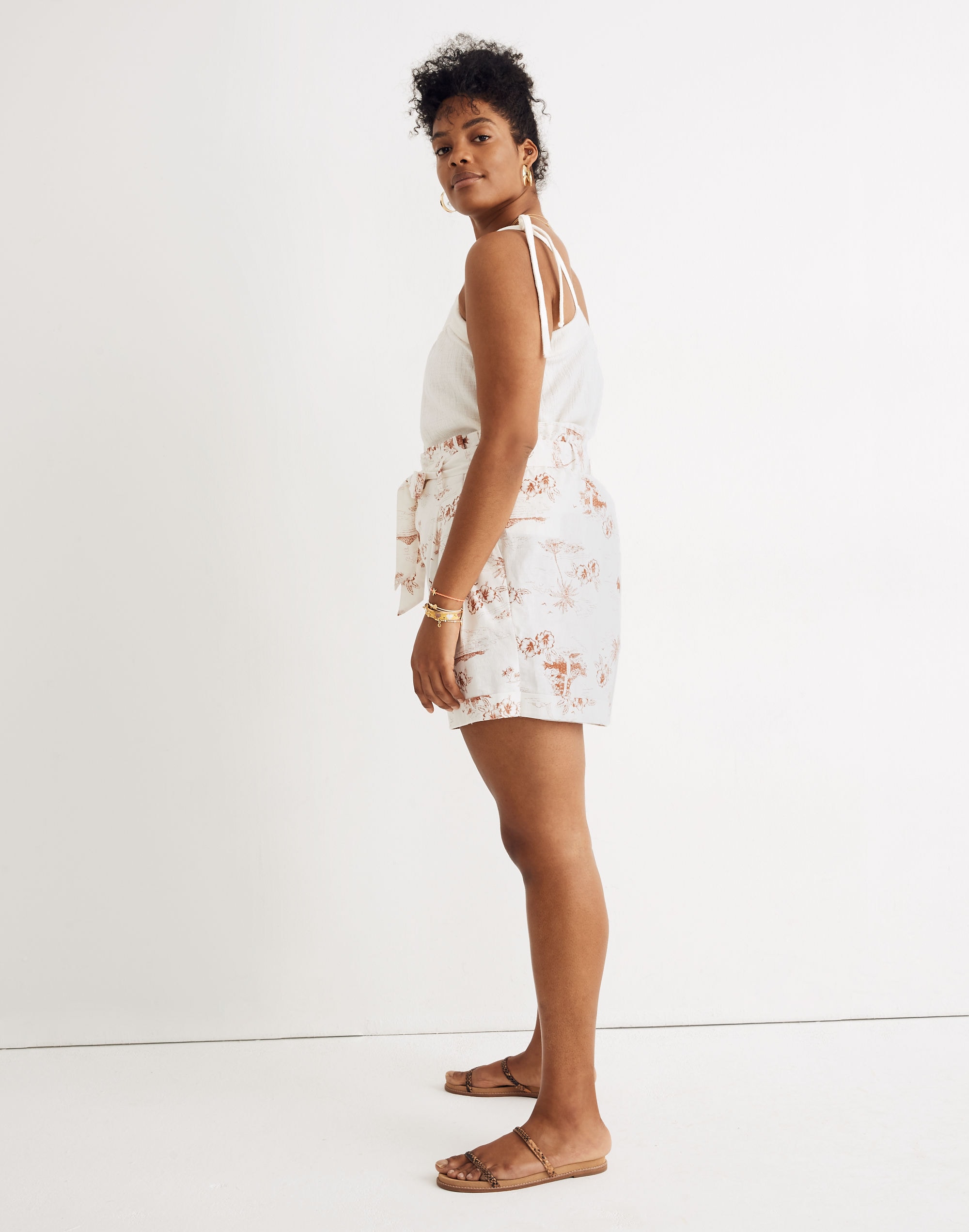 Paperbag Shorts in Paradise Toile