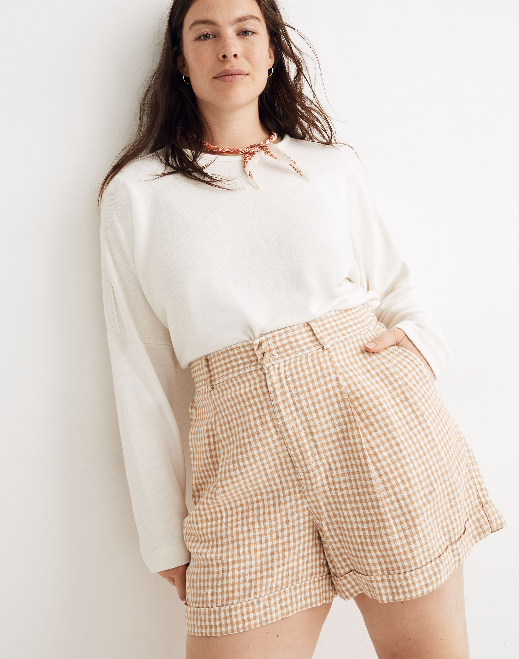 Linen Pleated Shorts in Gingham Check