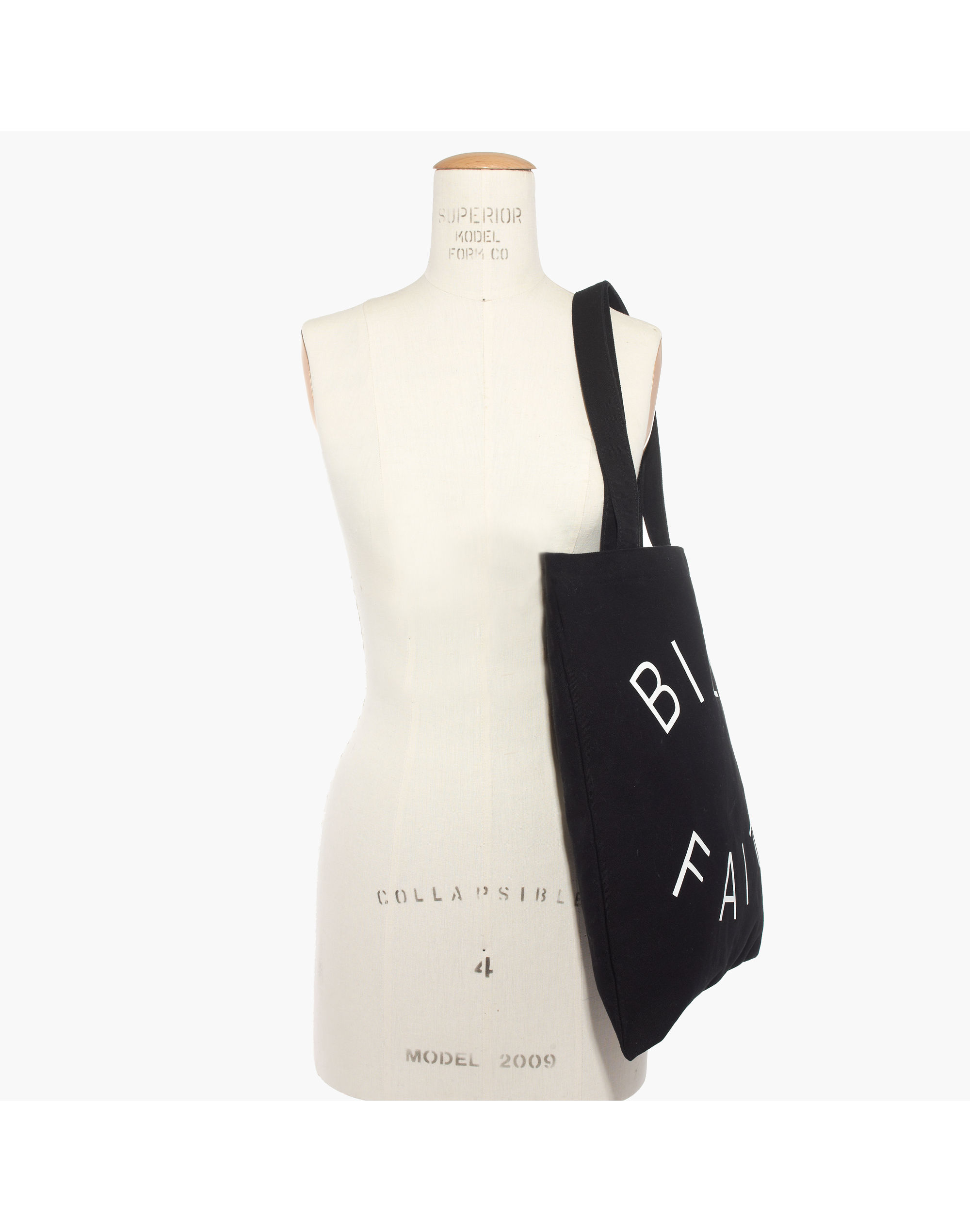 The Bien Fait&trade; Reusable Canvas Tote