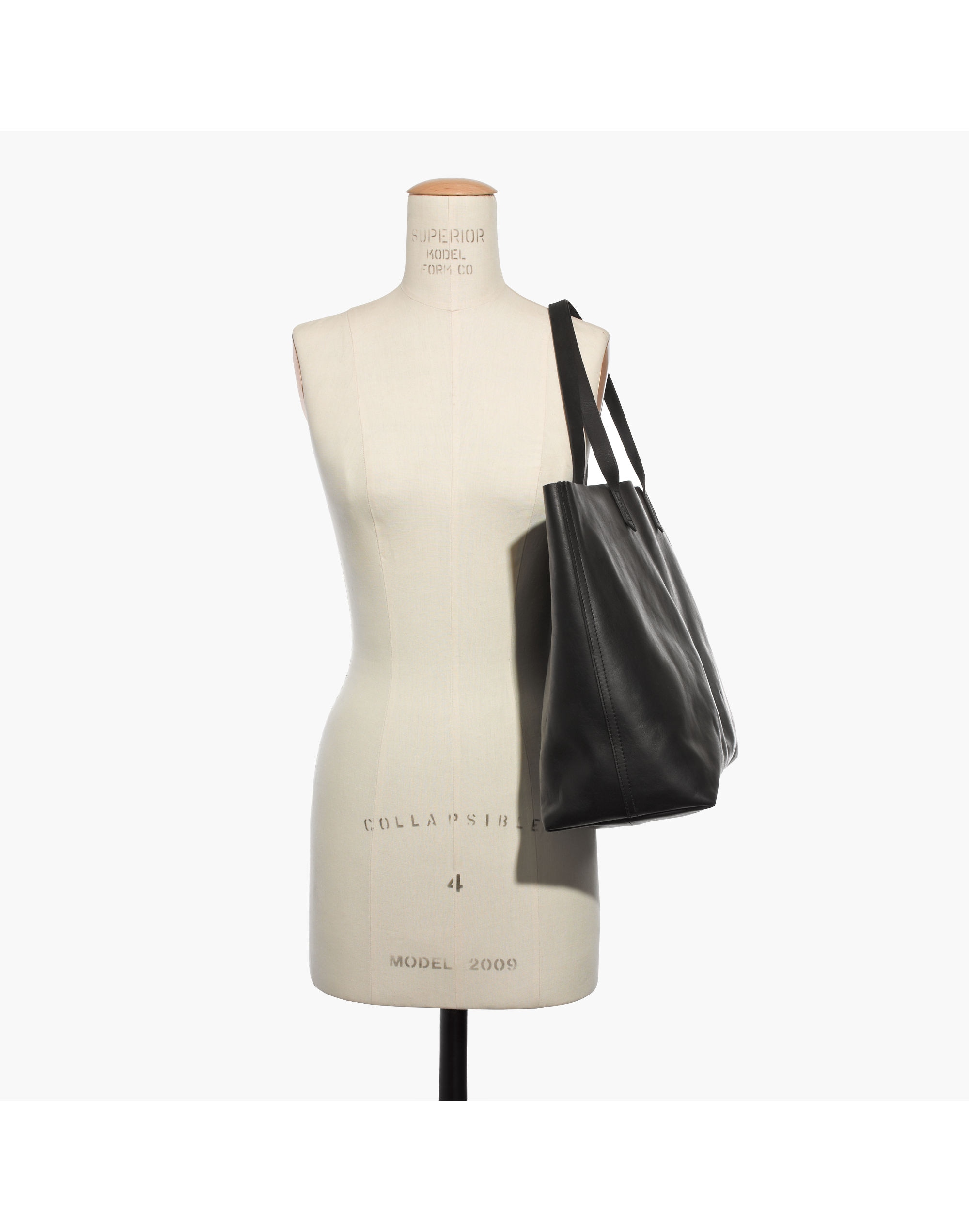 The East-West Transport Tote