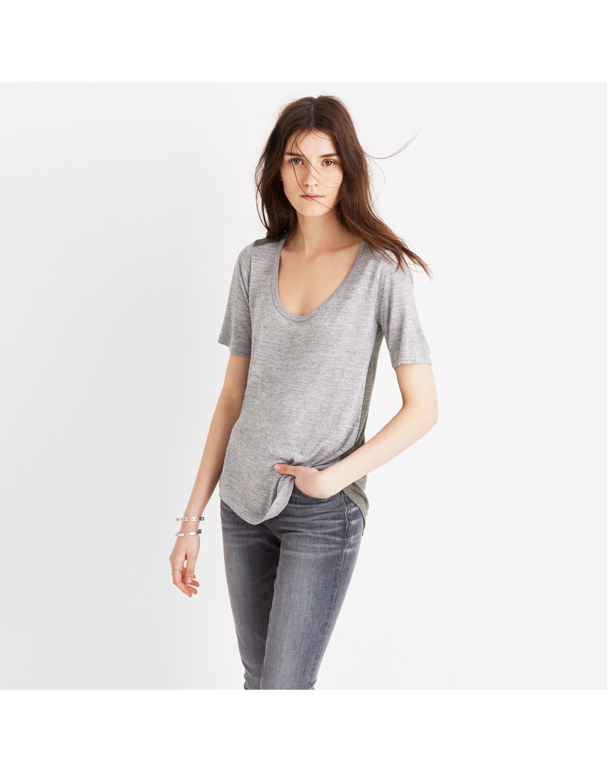 Anthem Scoop Elbow-Sleeve Tee in Colorblock