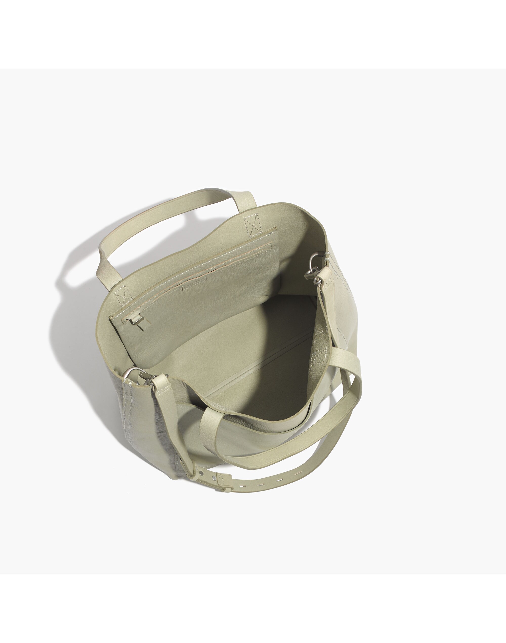 The Medium Transport Tote