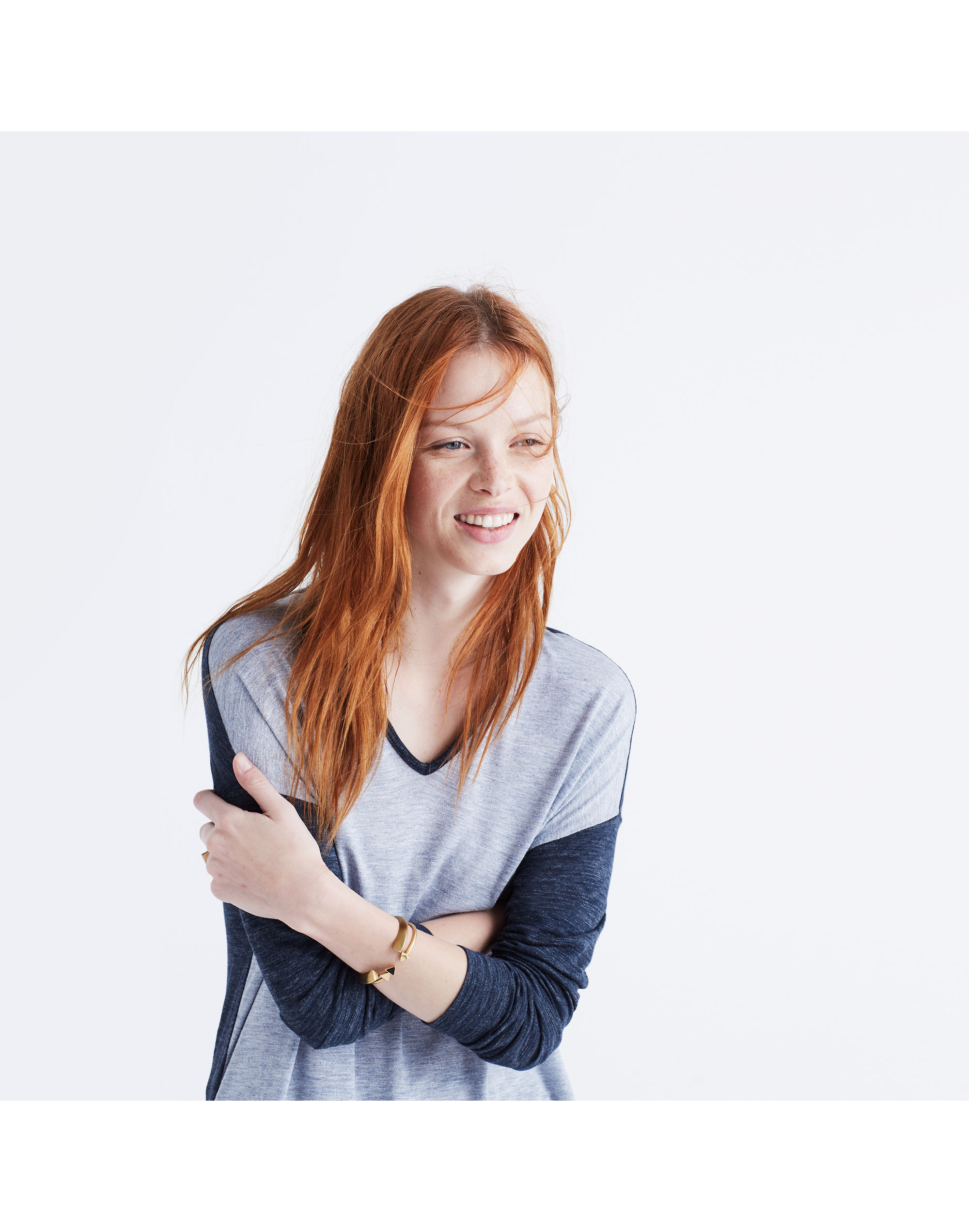 anthem long-sleeve v-neck tee in colorblock