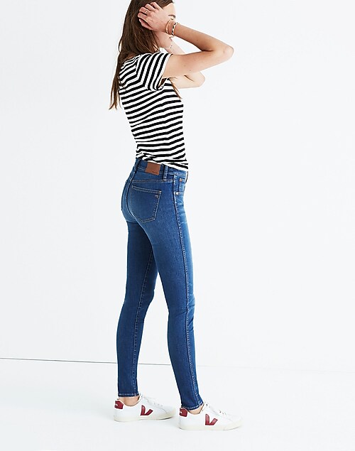 9 Mid-Rise Skinny Jeans in Patty Wash