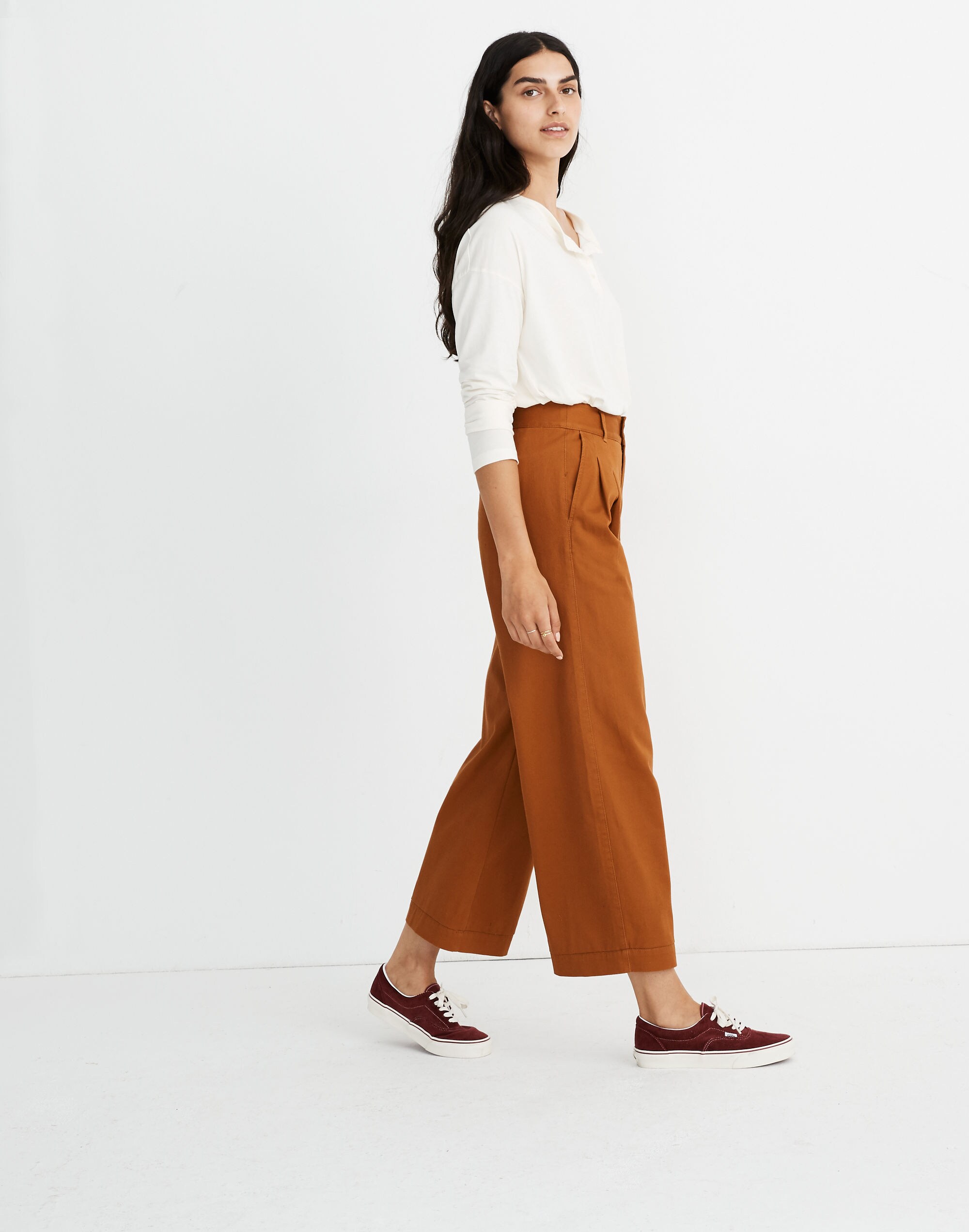 Pleated Wide-Leg Pants