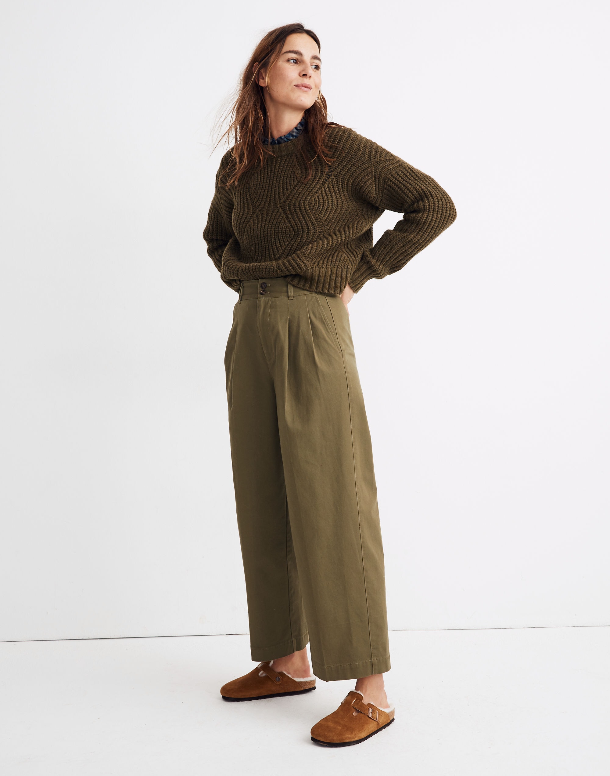 Pleated Wide-Leg Pants