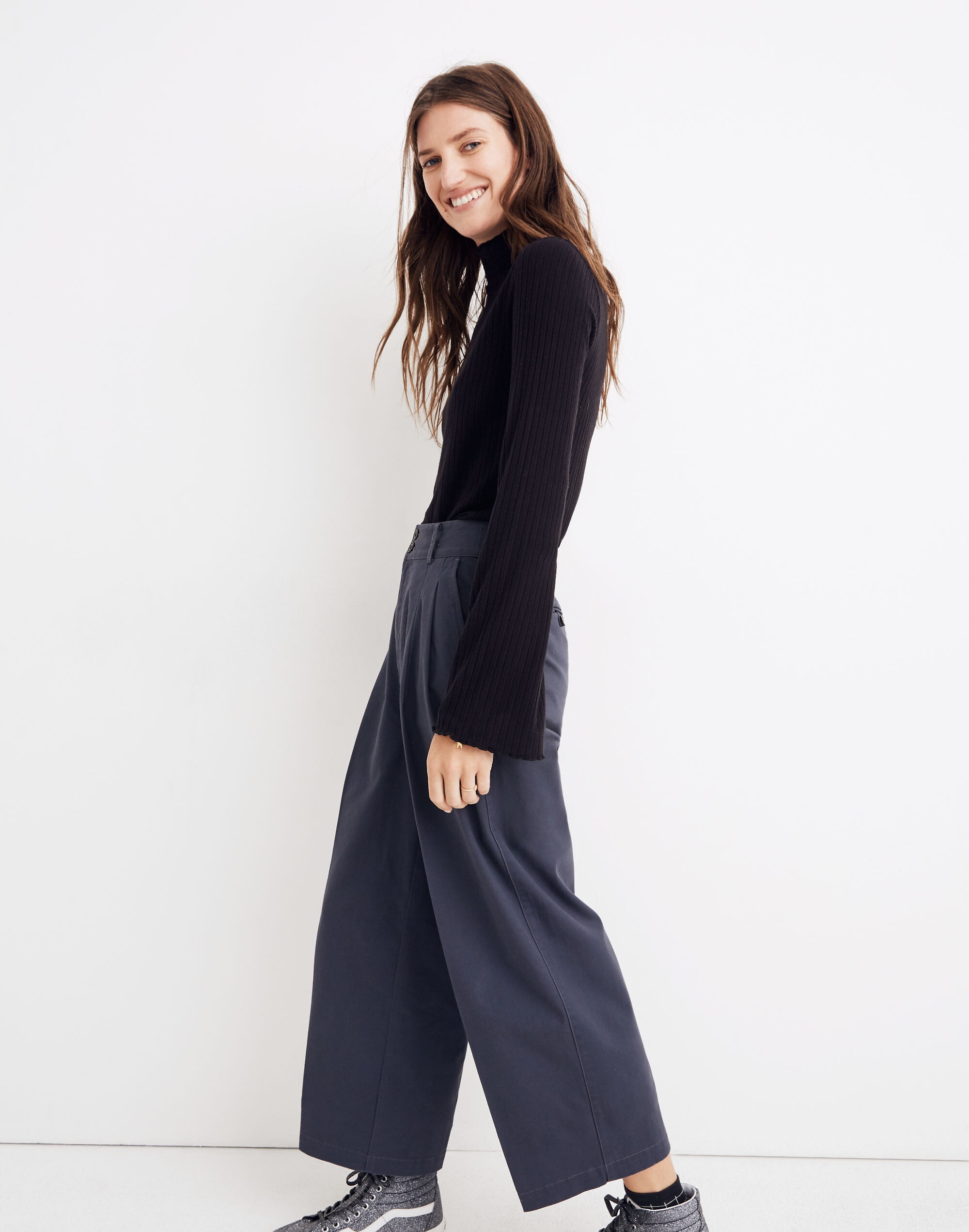 Pleated Wide-Leg Pants