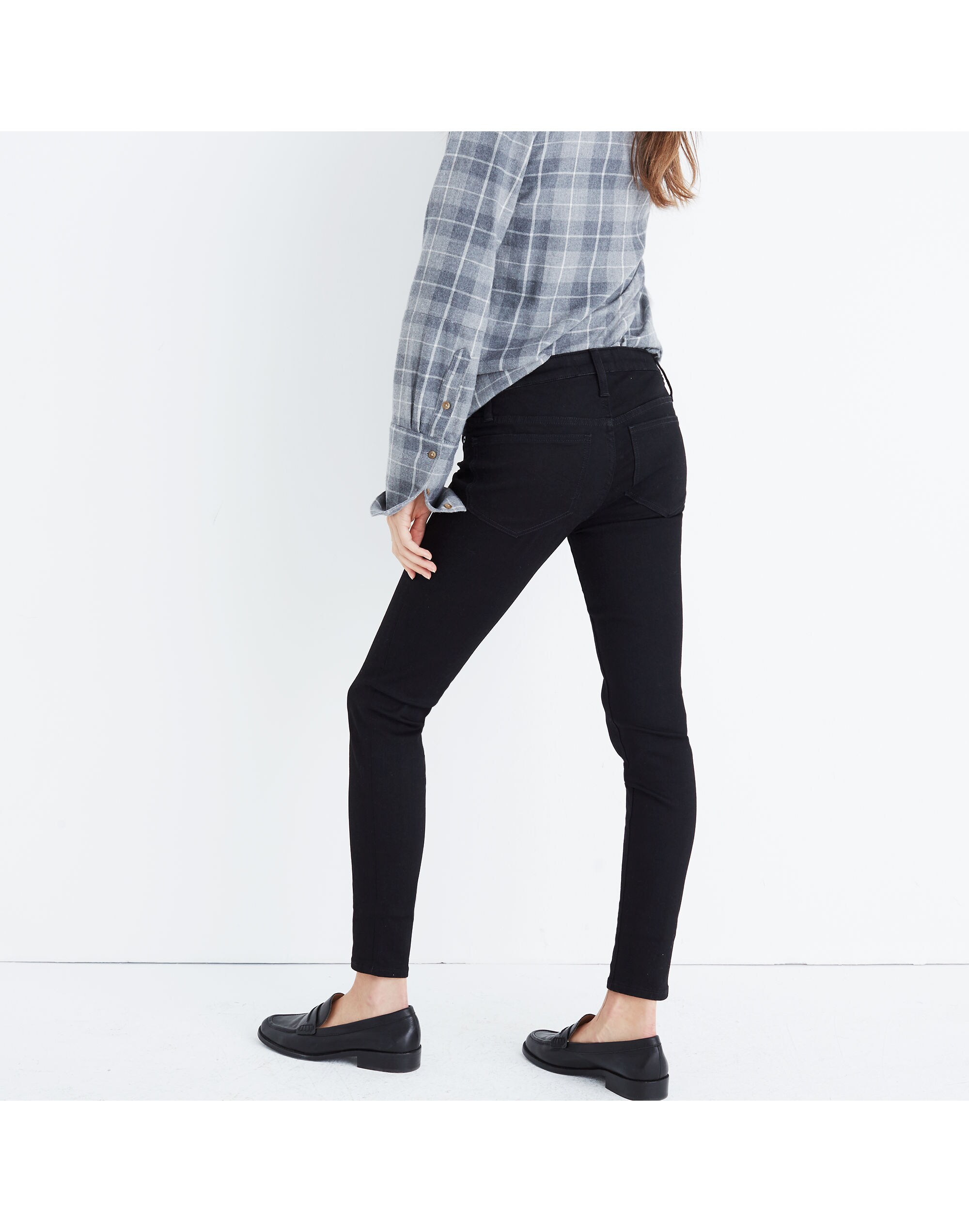 Maternity Skinny Jeans in Black Frost