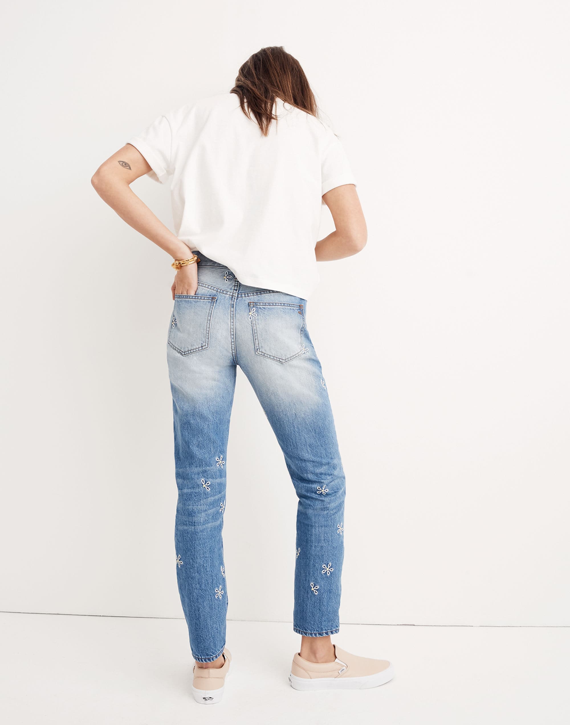The Perfect Summer Jean: Daisy Embroidered Edition
