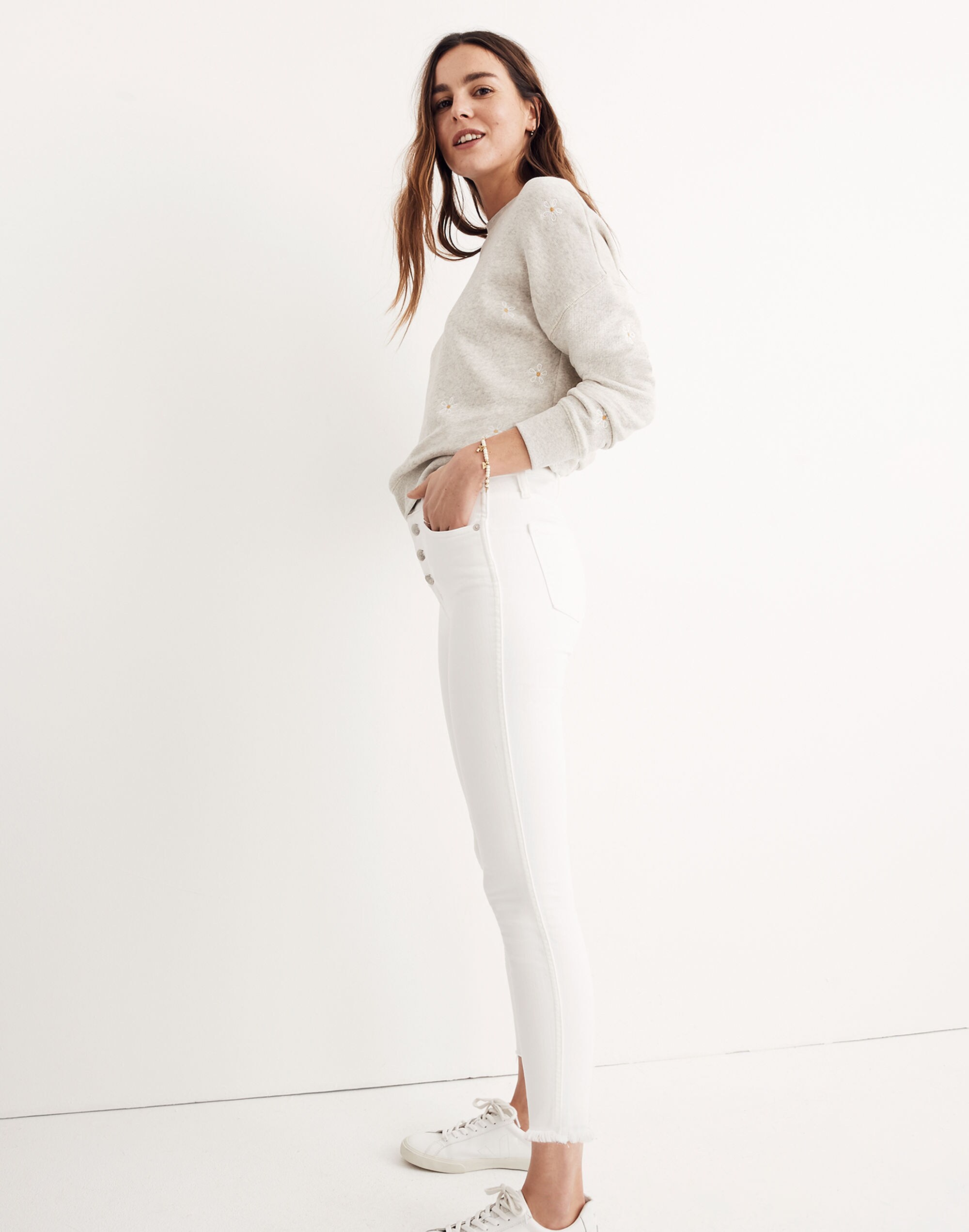 10" High-Rise Skinny Crop Jeans: Button-Front Edition in null image 4