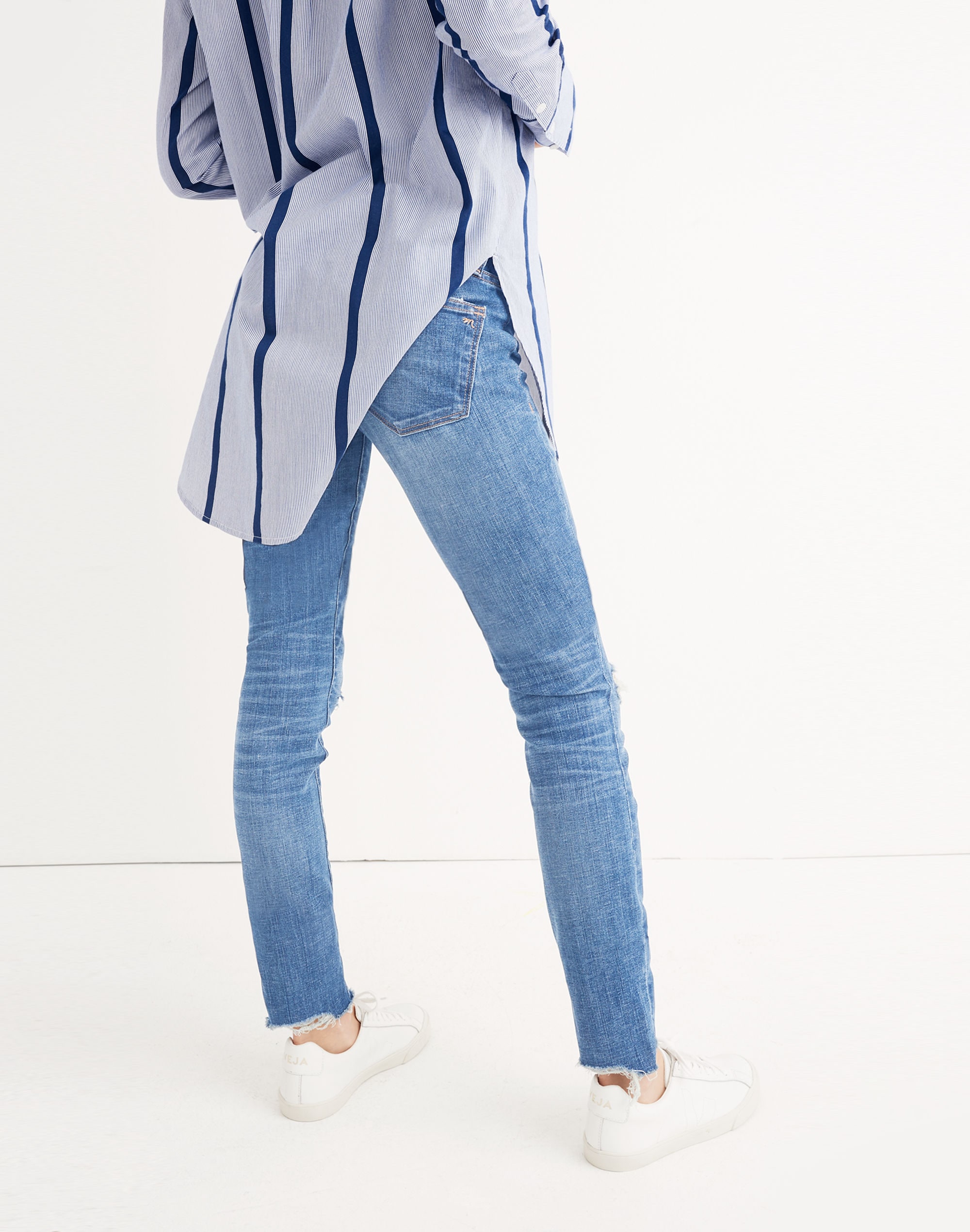 Maternity Skinny Jeans: Knee-Rip Edition