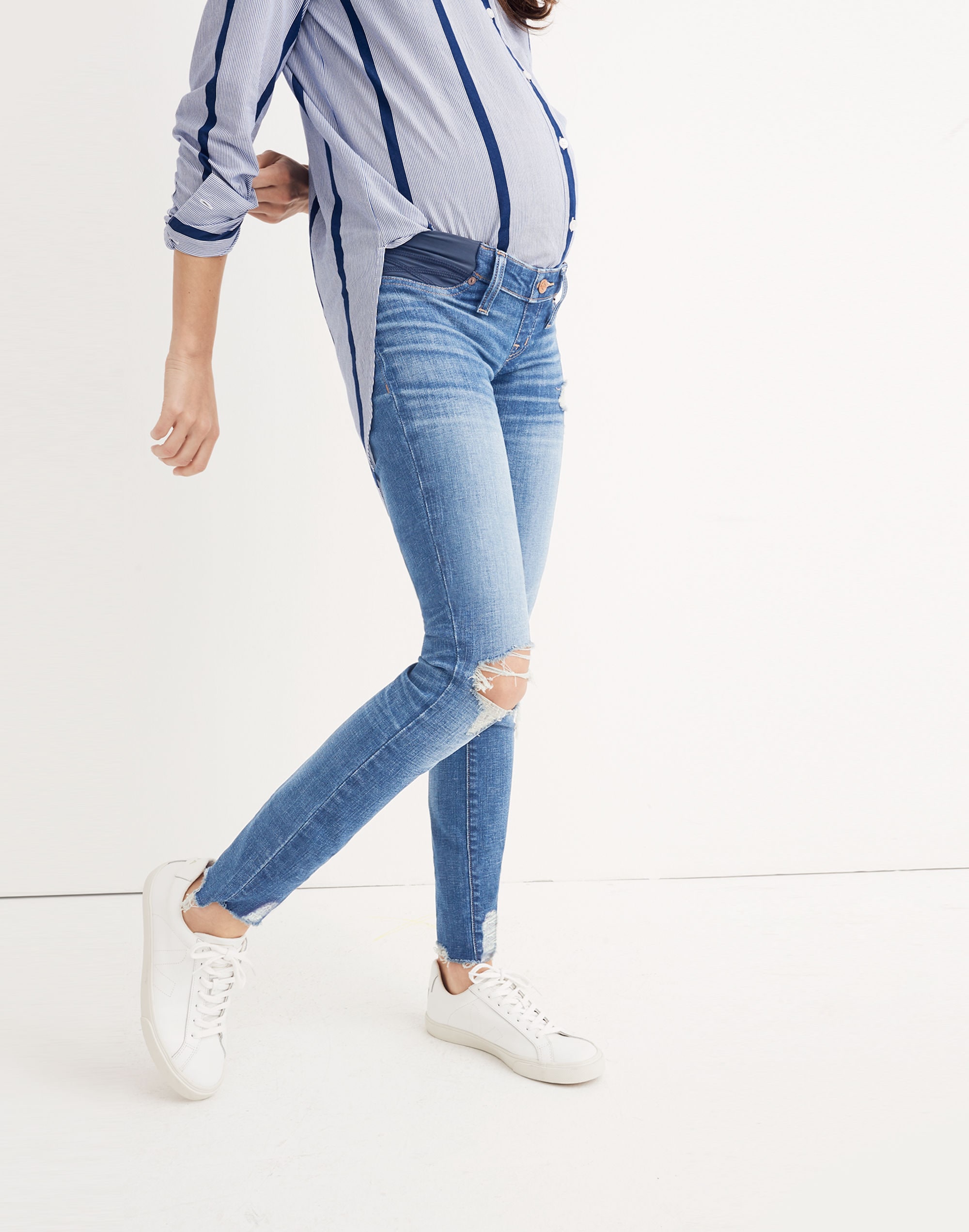 Maternity Skinny Jeans: Knee-Rip Edition