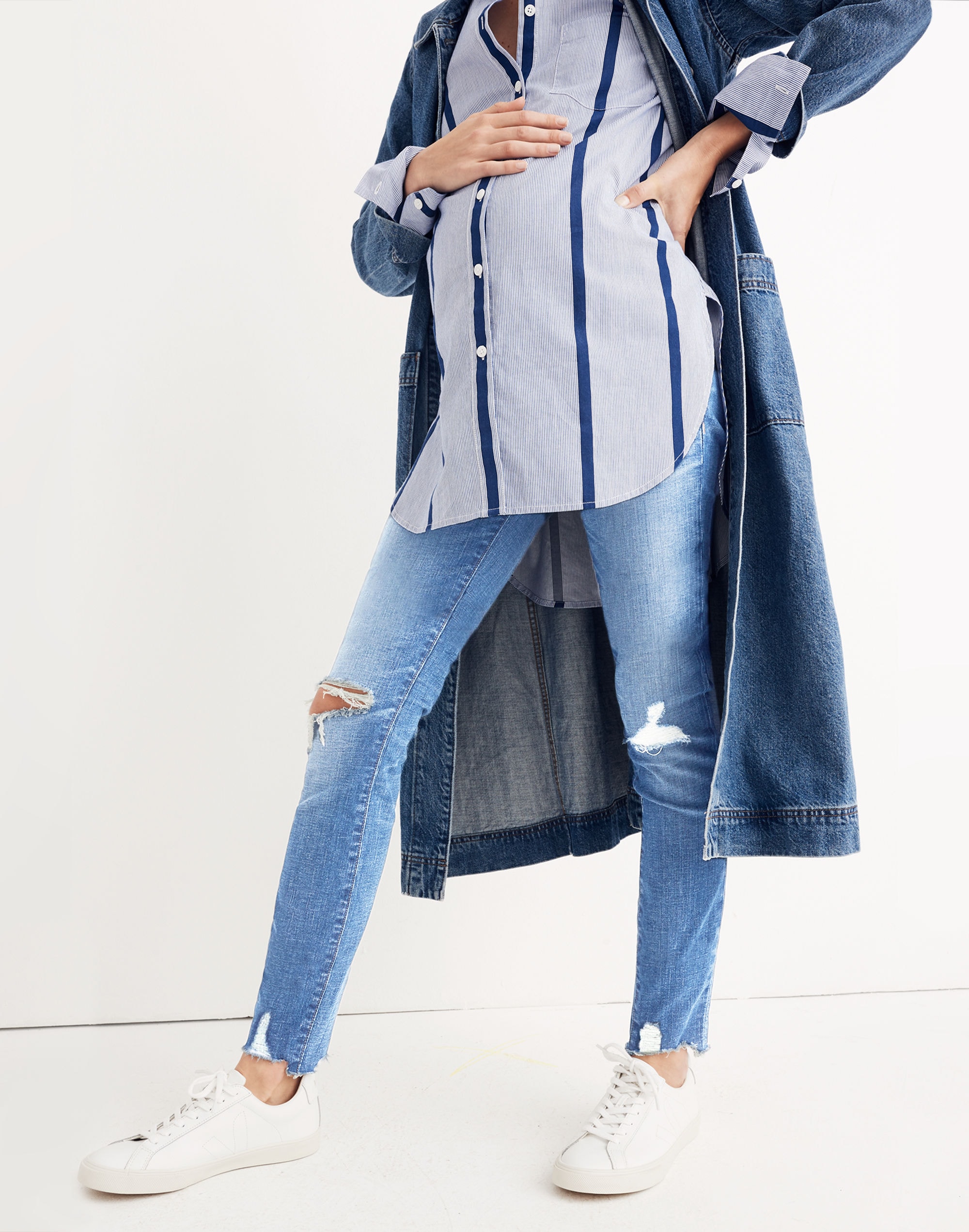 Maternity Skinny Jeans: Knee-Rip Edition