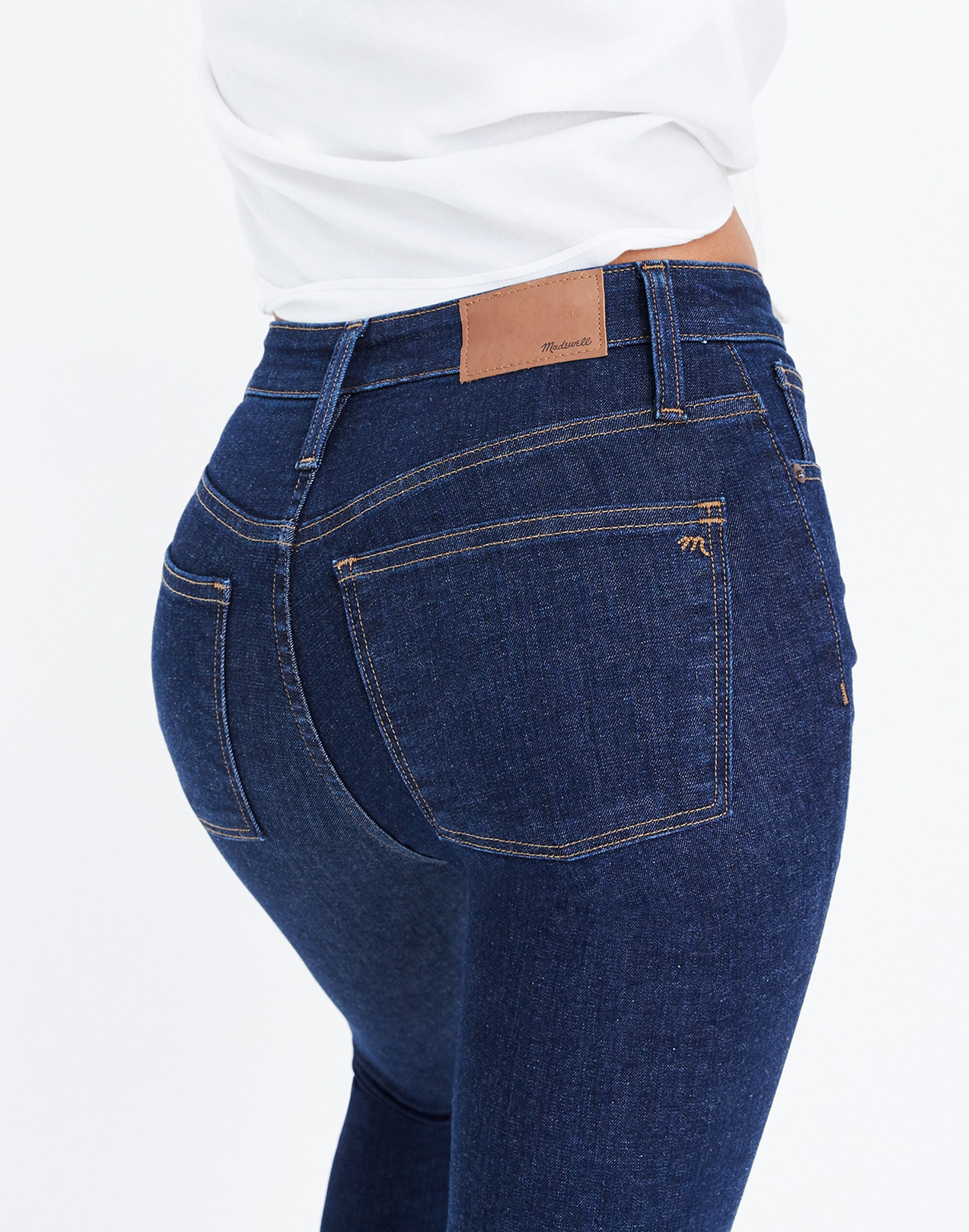 Curvy High-Rise Skinny Jeans in Lucille Wash