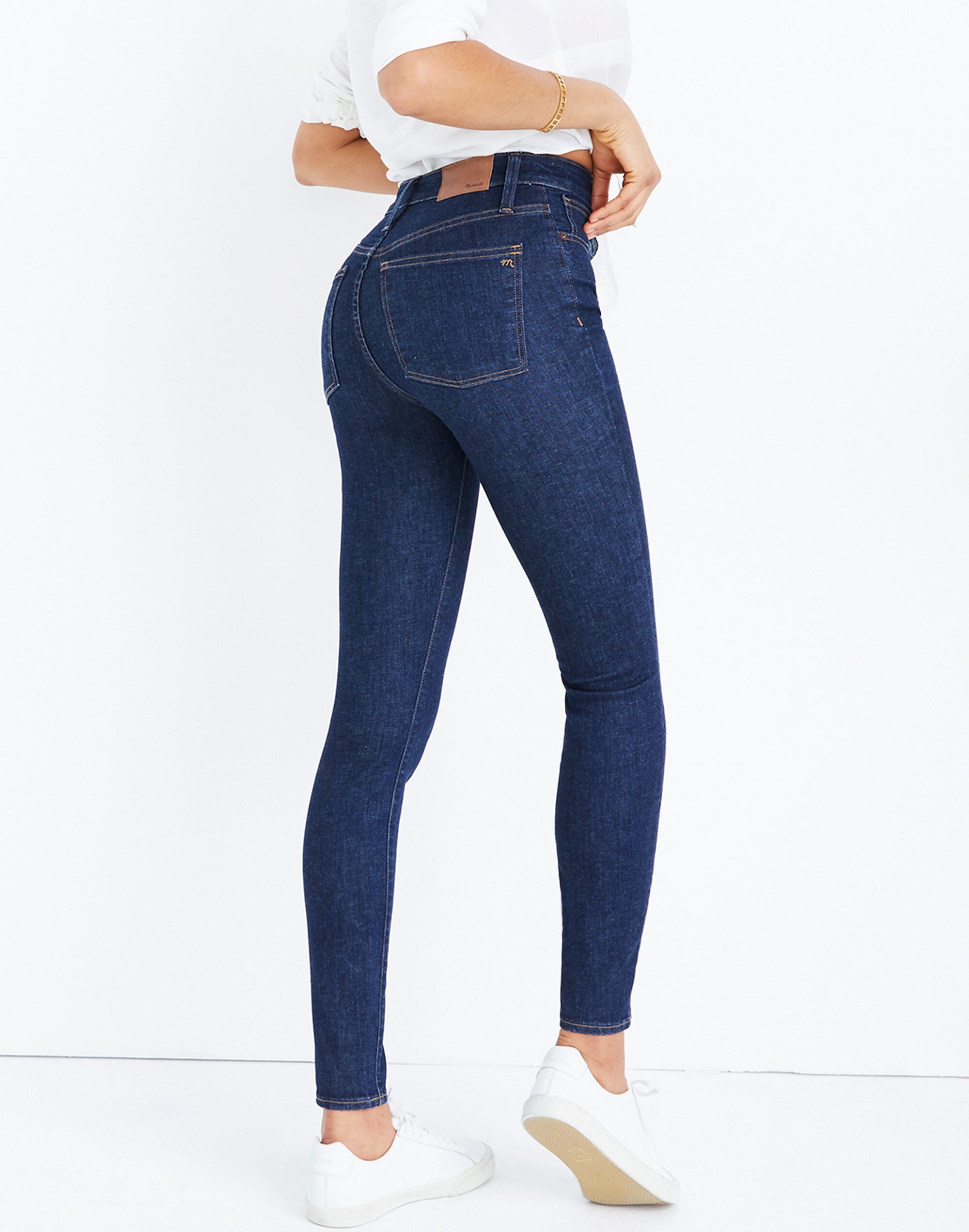 Curvy High-Rise Skinny Jeans in Lucille Wash