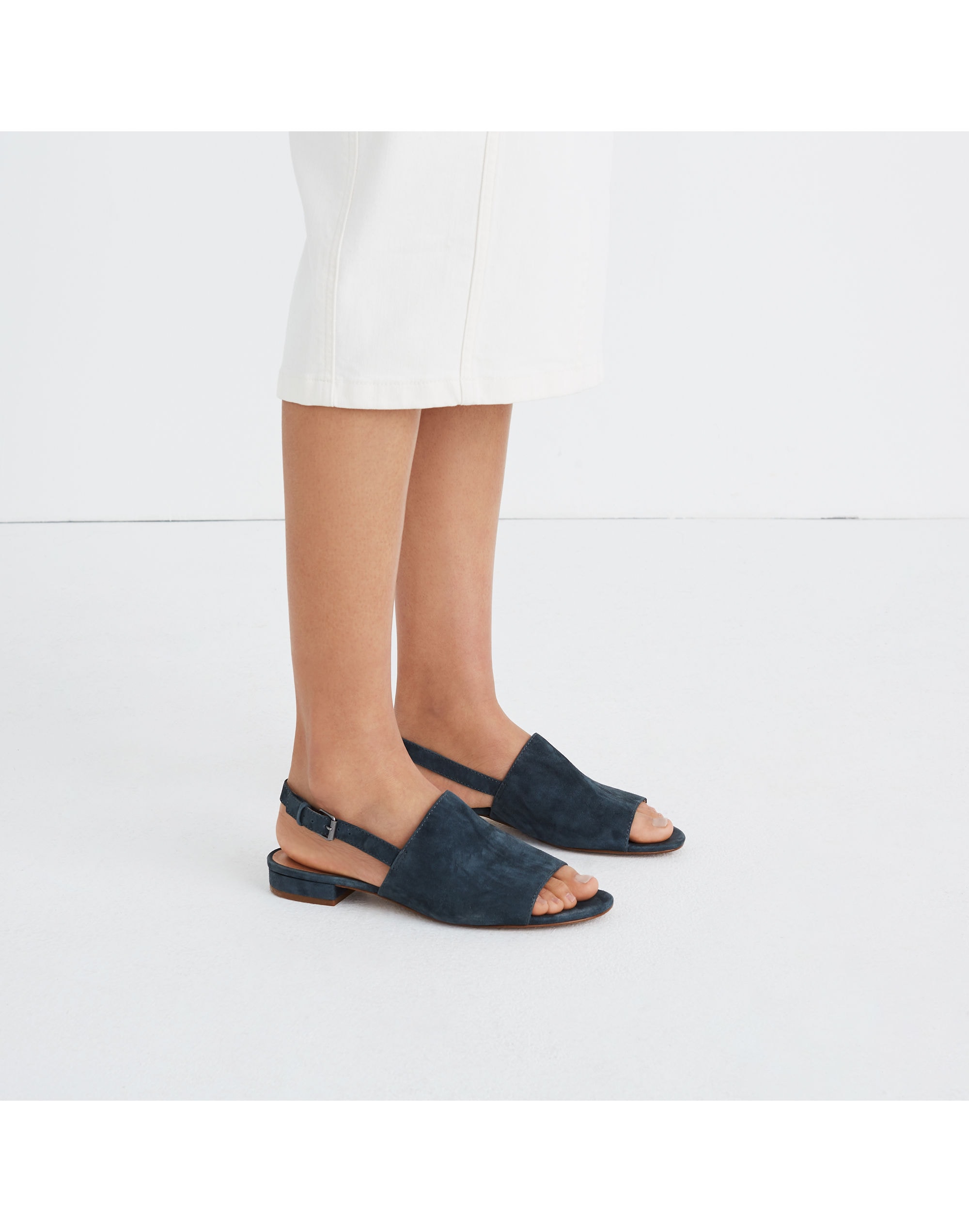The Noelle Slingback Sandal in Leather