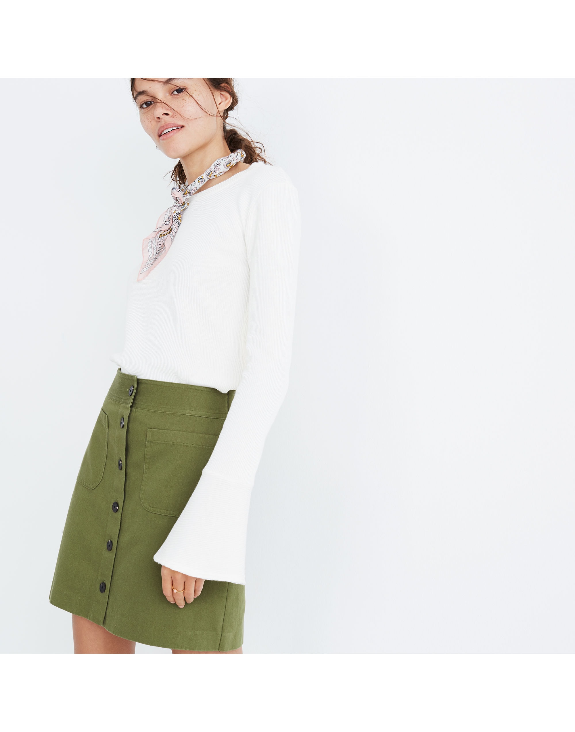 station mini skirt