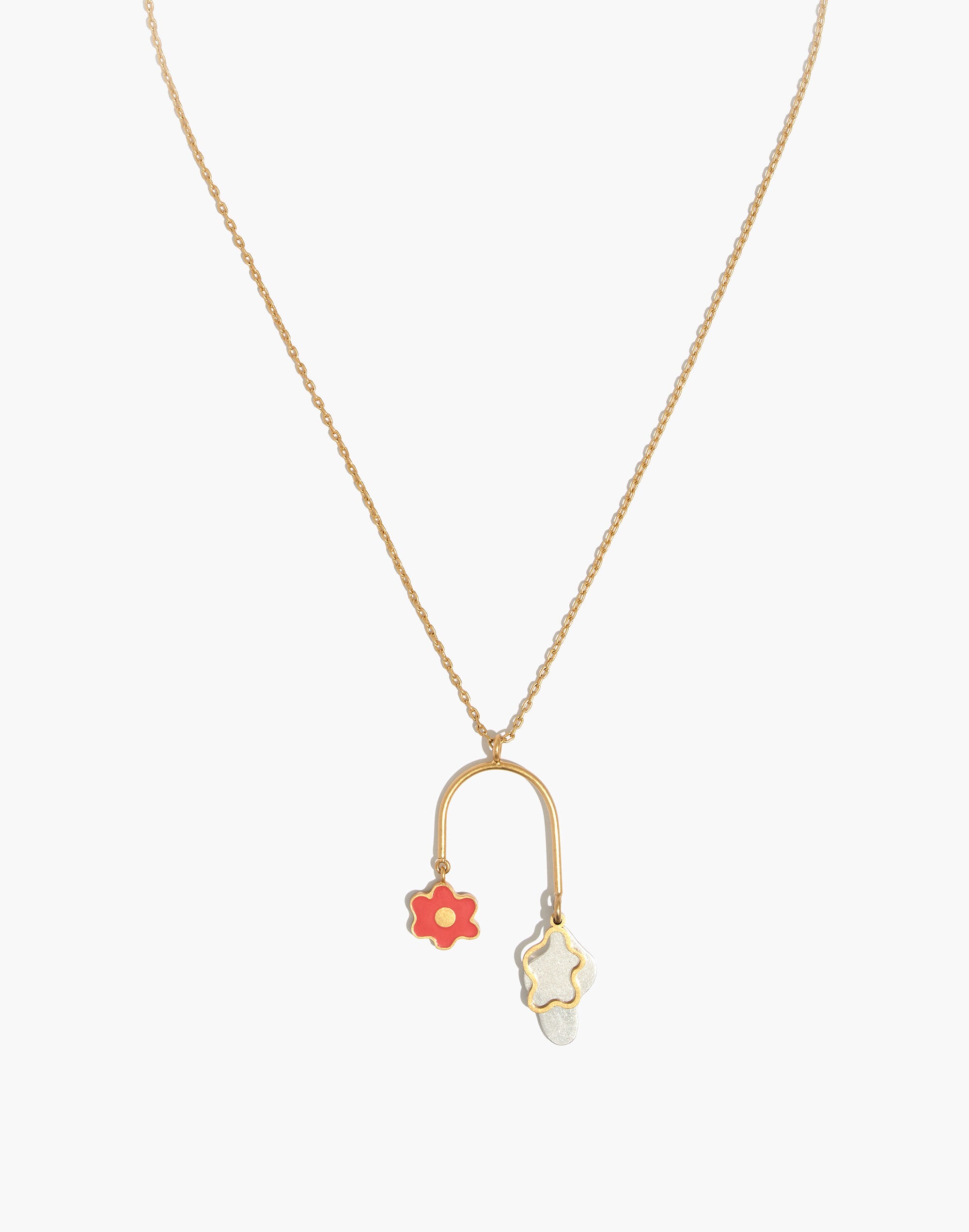 Daisy Pendant Necklace
