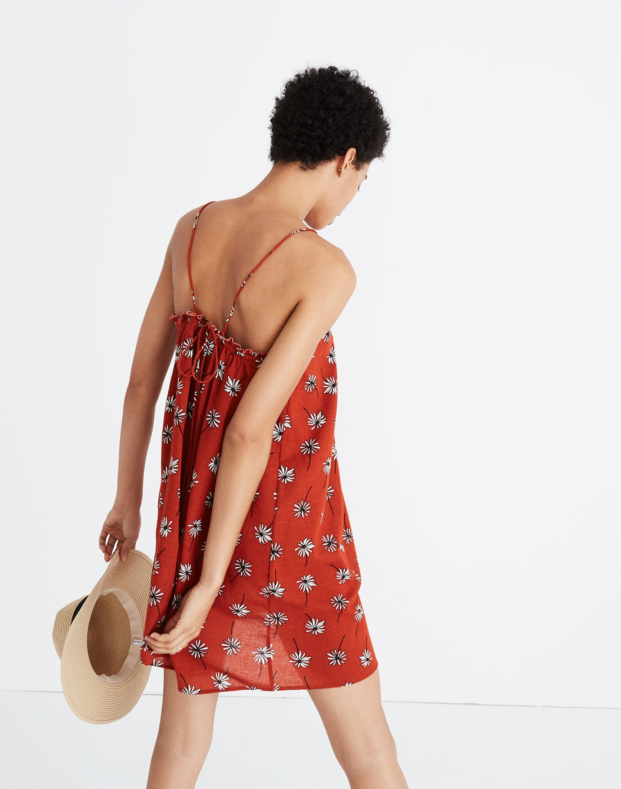 Tulum Cover-Up Dress in Fresh Daisies
