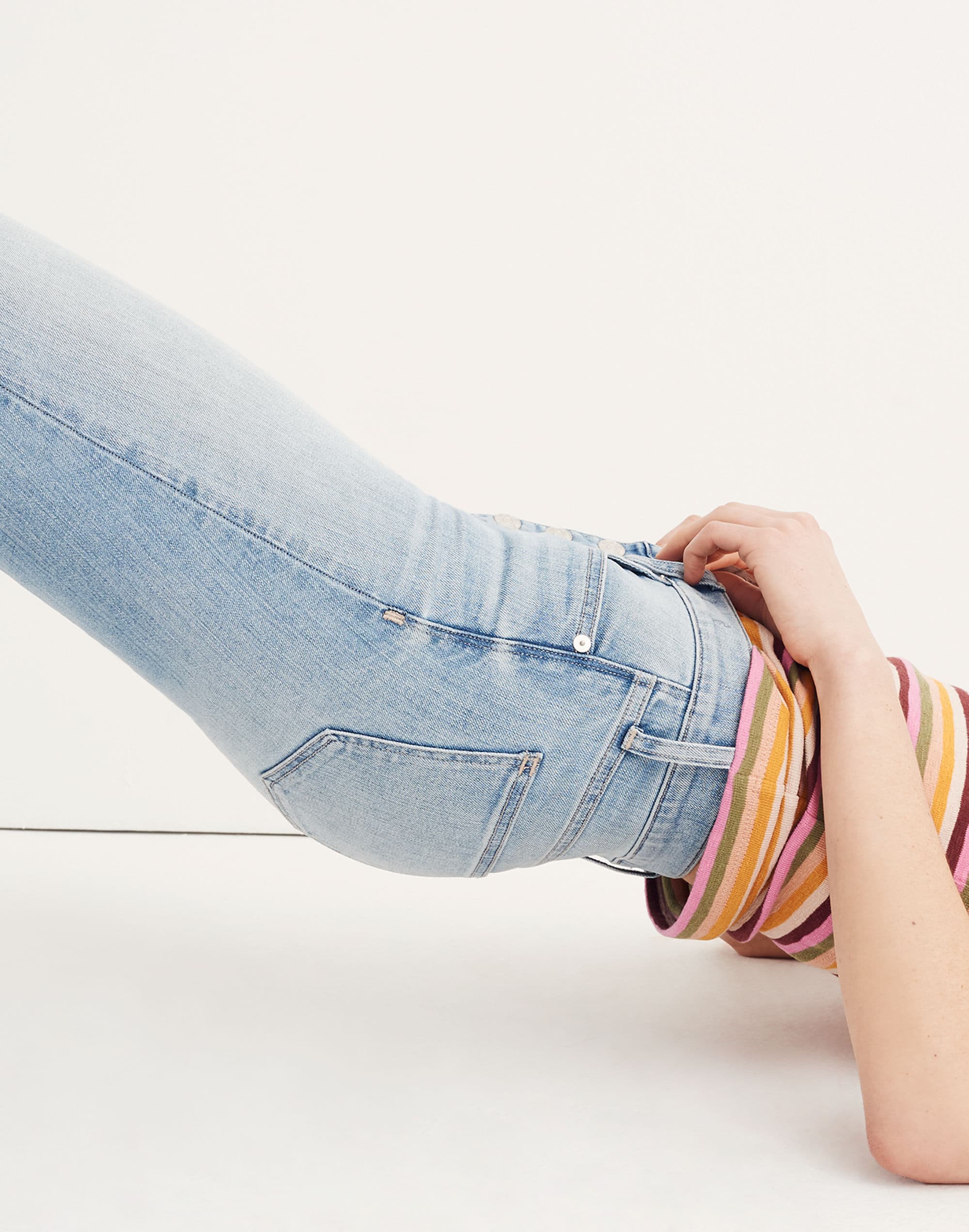 9" High-Rise Skinny Crop Jeans: Button-Front Edition