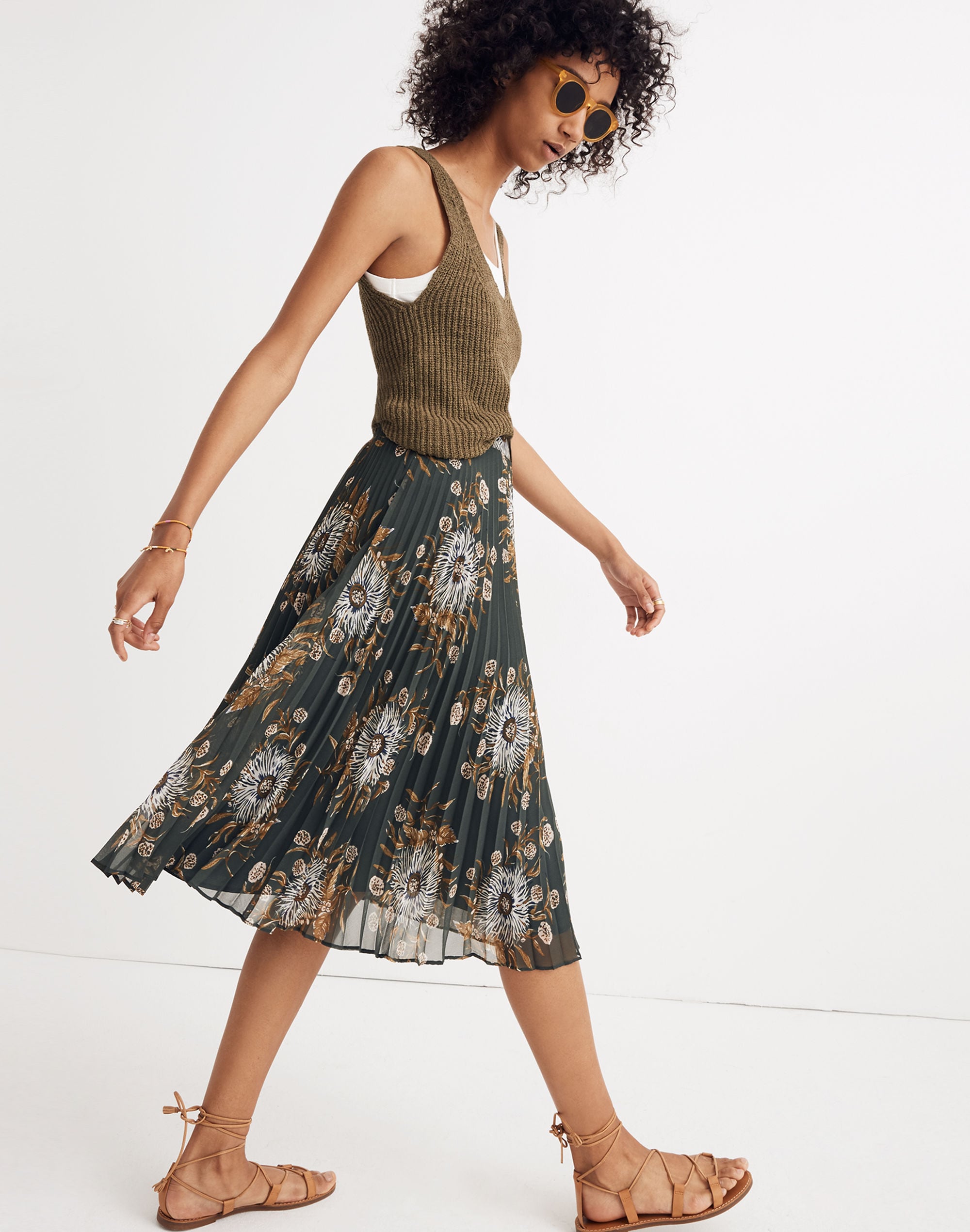 pleated midi skirt in painted blooms