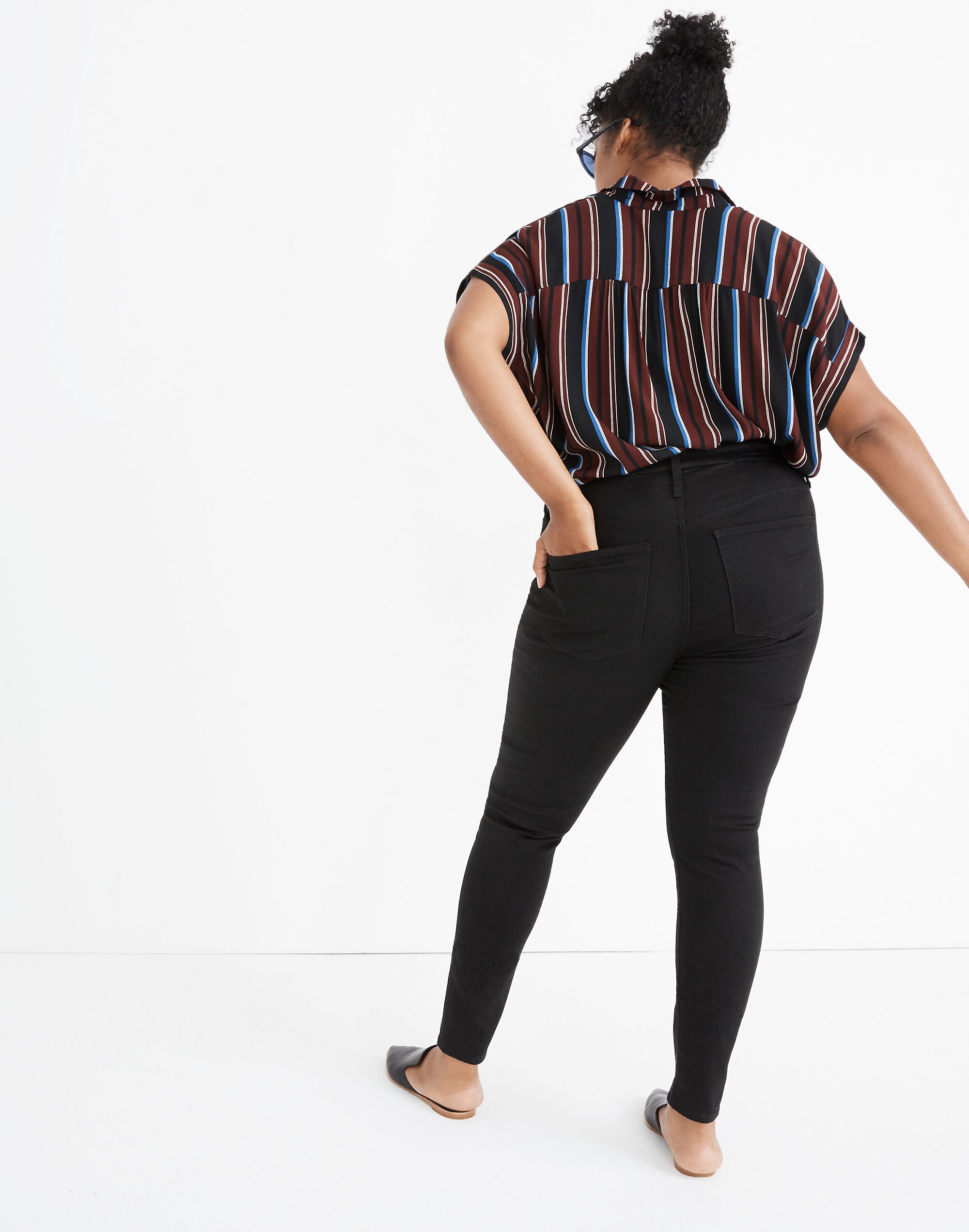 Petite Curvy High-Rise Skinny Jeans in Carbondale Wash