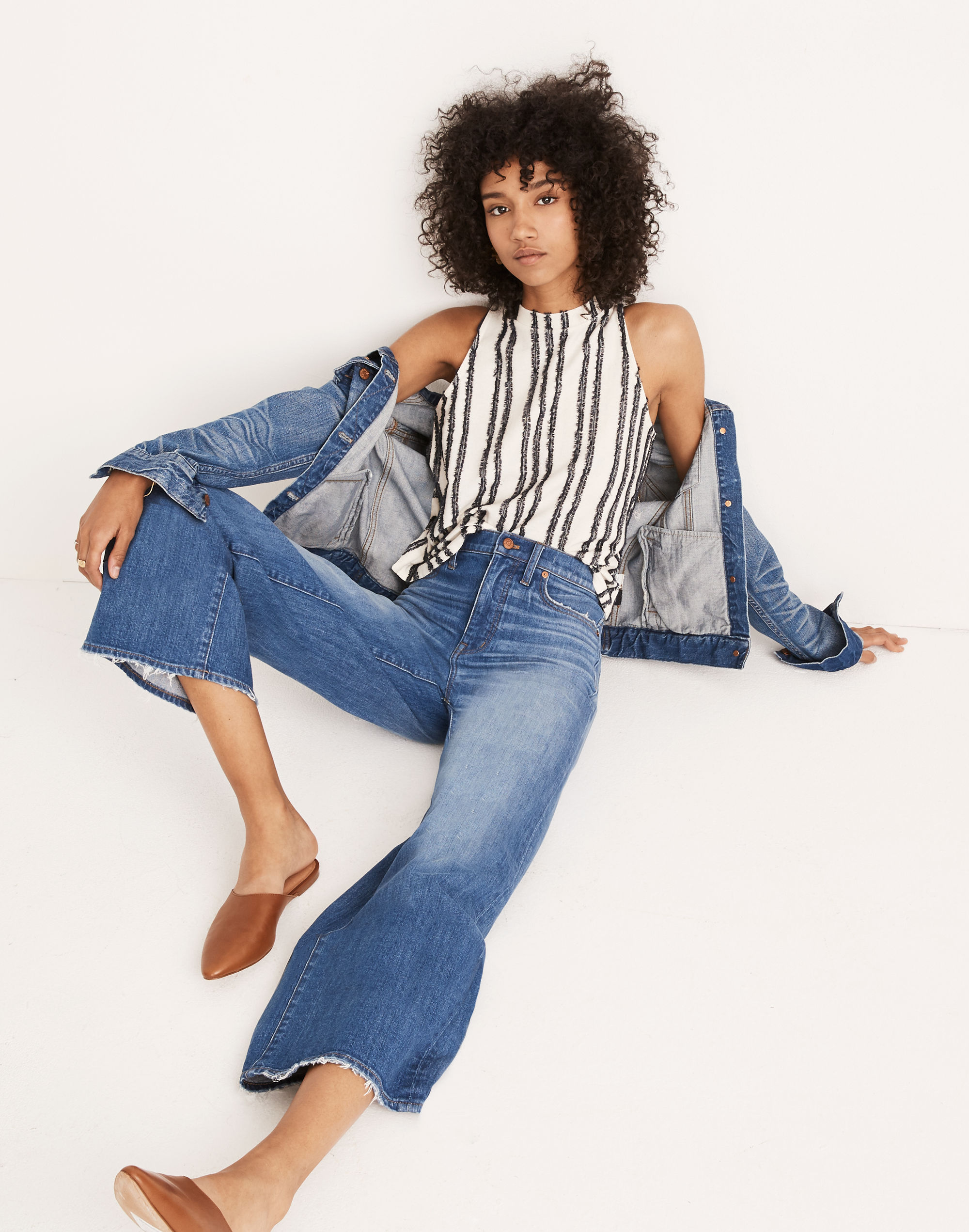 Petite Wide-Leg Crop Jeans in Finney Wash