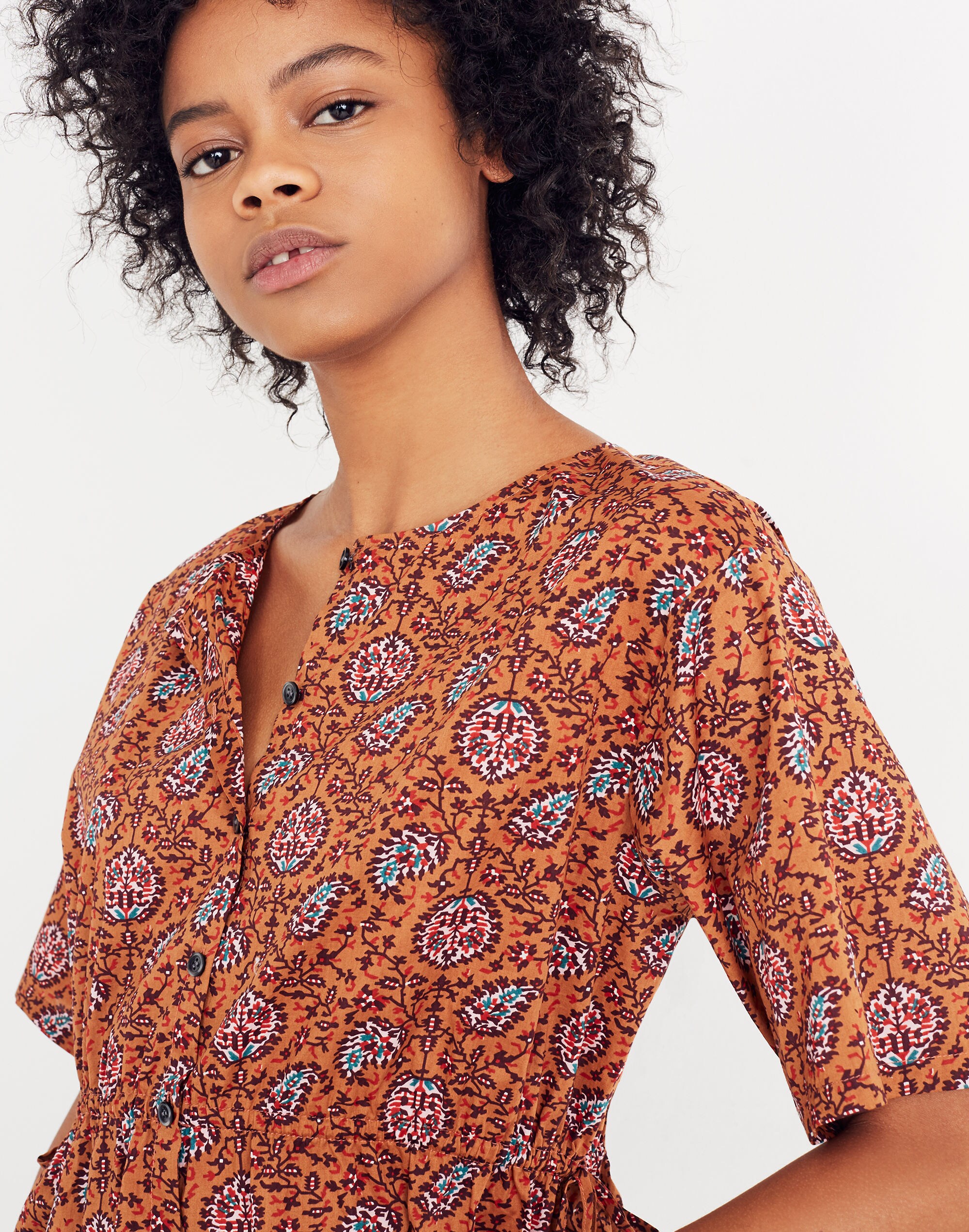 Drawstring-Waist Shirt in Warm Paisley