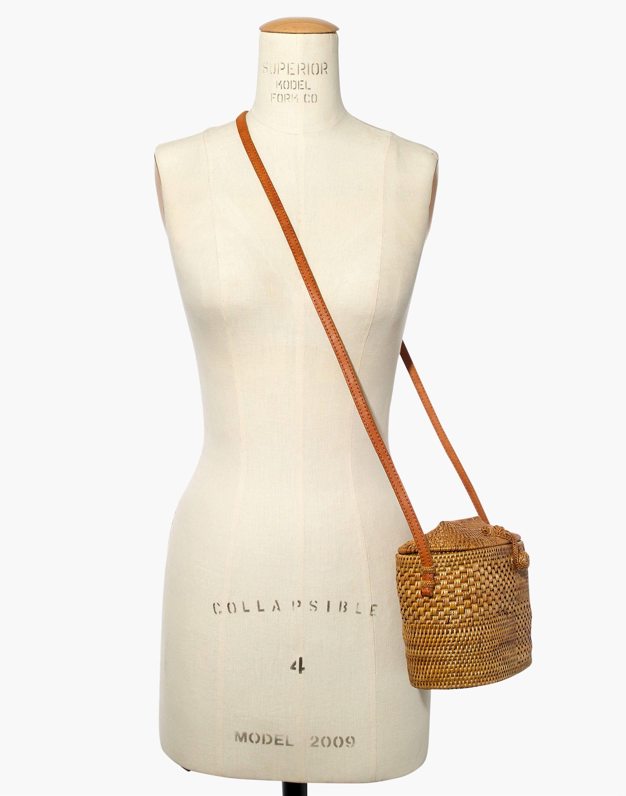 Folk Fortune Bali Rattan Top-Lid Bag