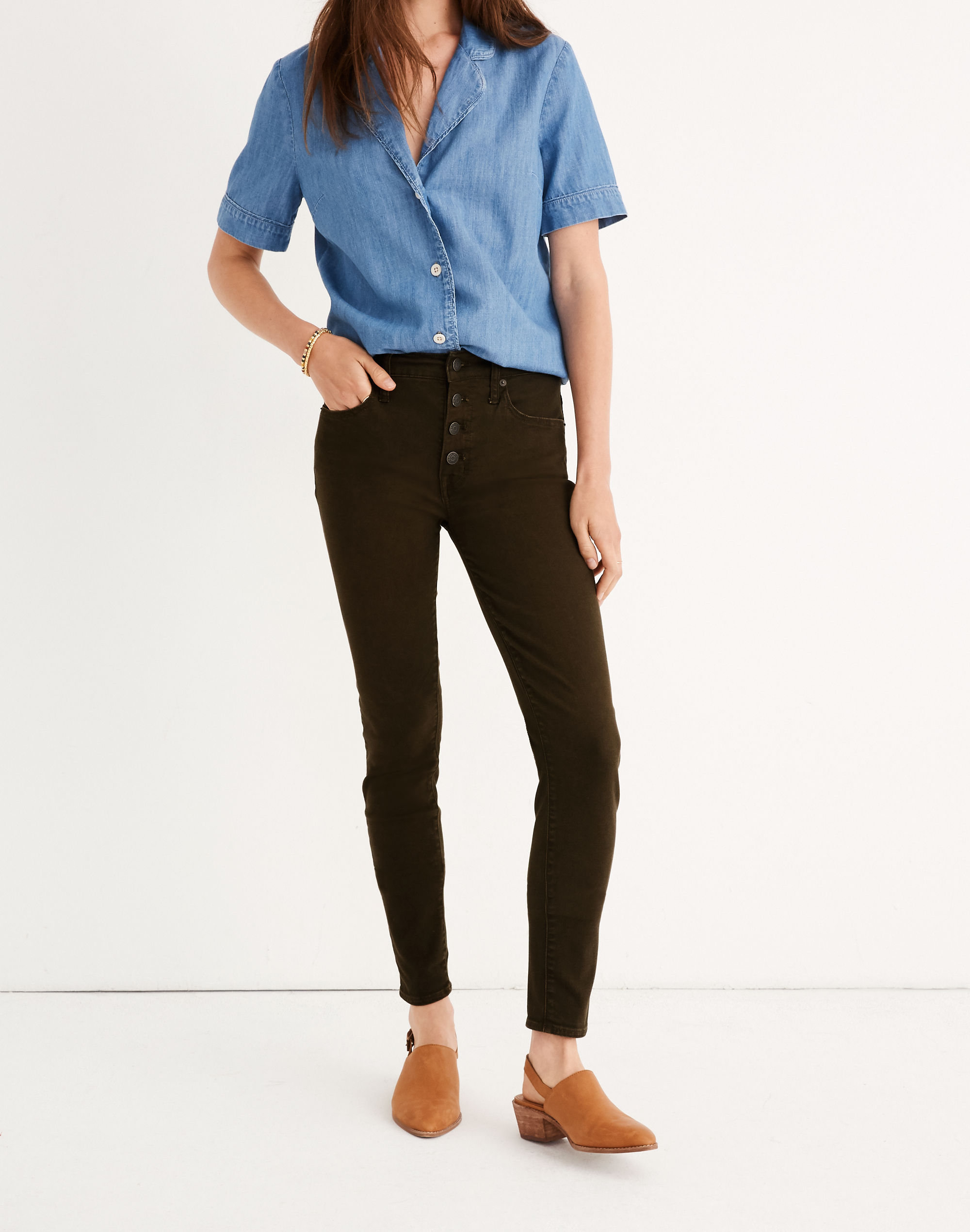 9" Mid-Rise Skinny Jeans: Garment-Dyed Button-Front Edition