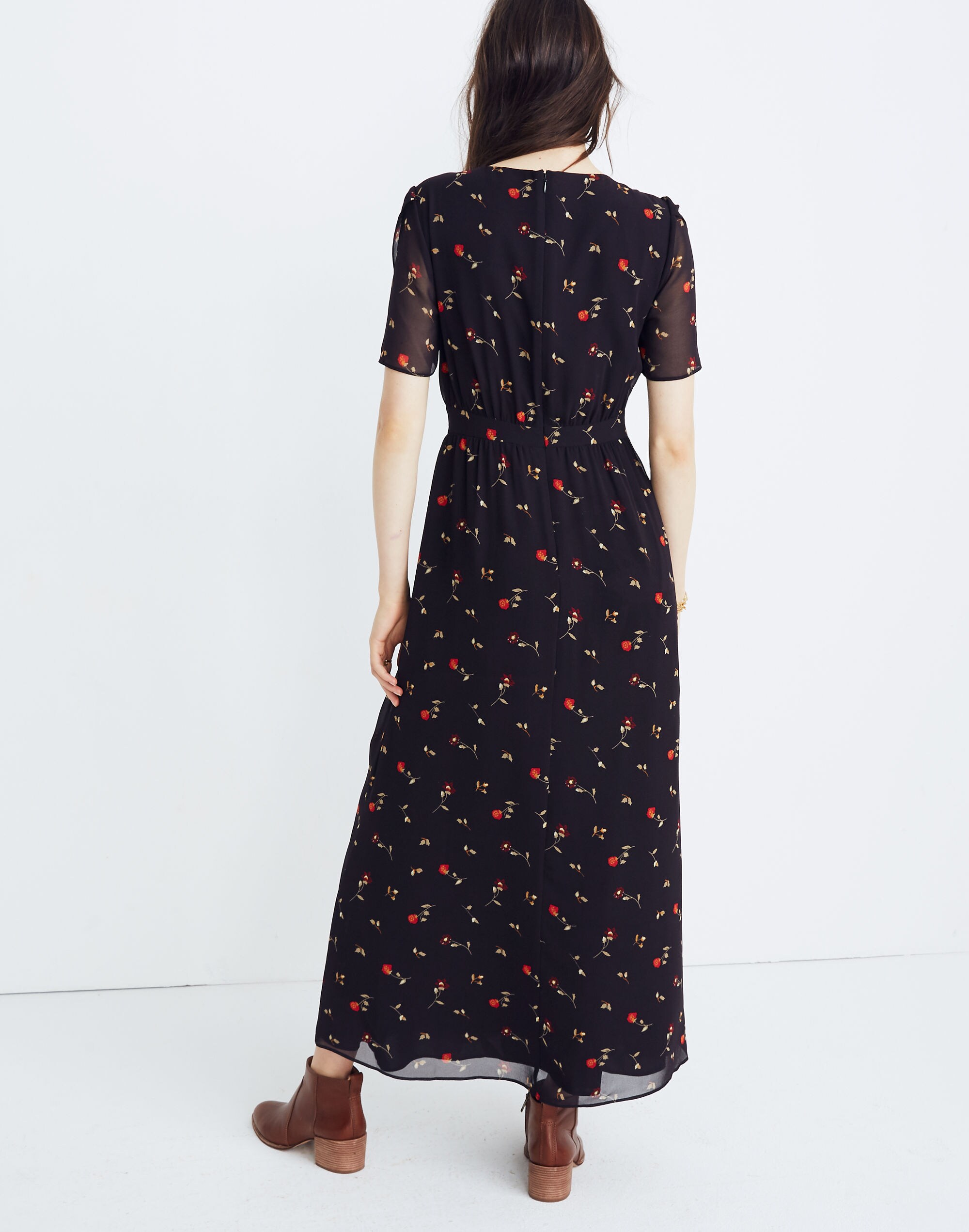 Tulip-Sleeve Maxi Dress in Sweet Blossoms