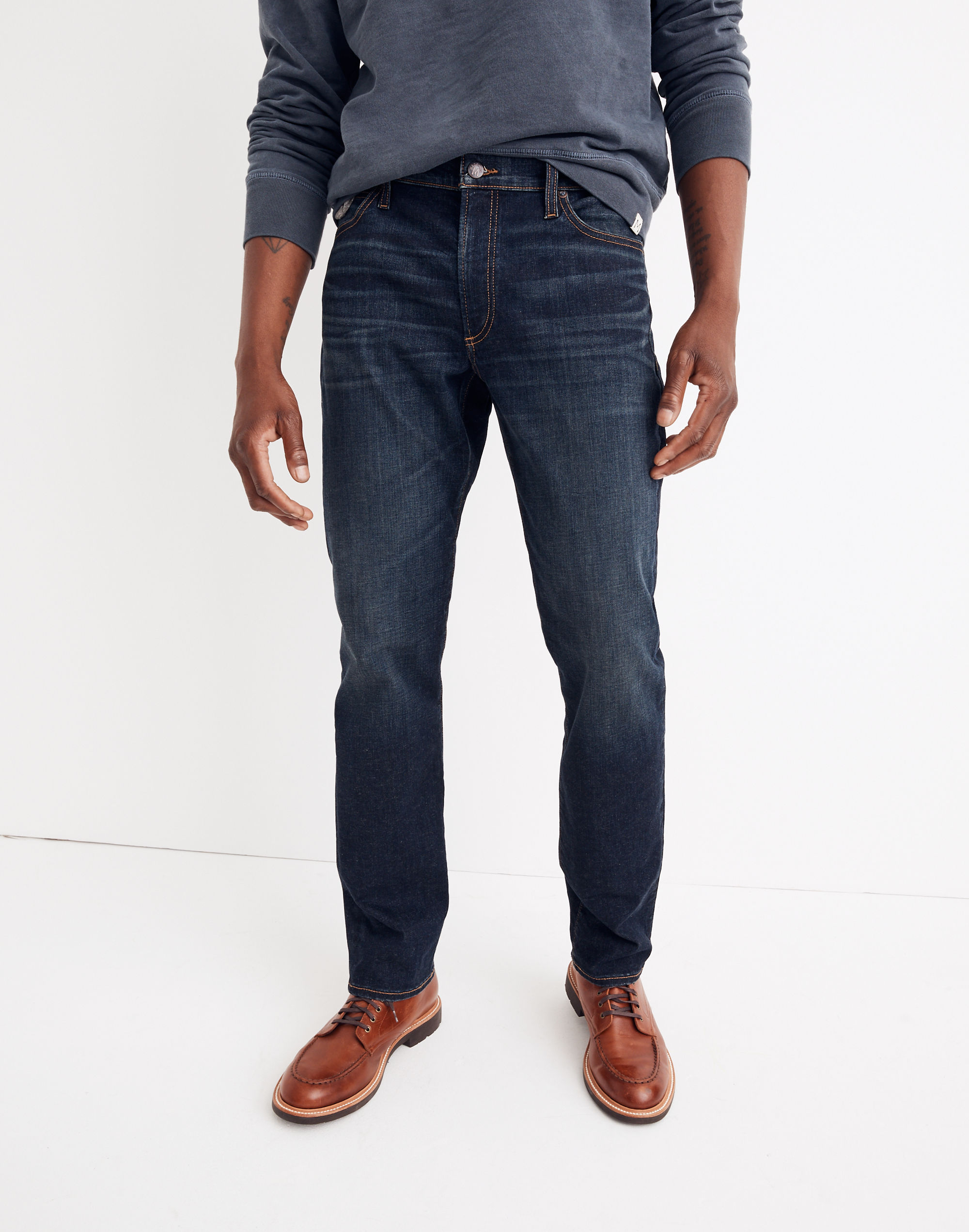 Straight Jeans in Brenford Wash