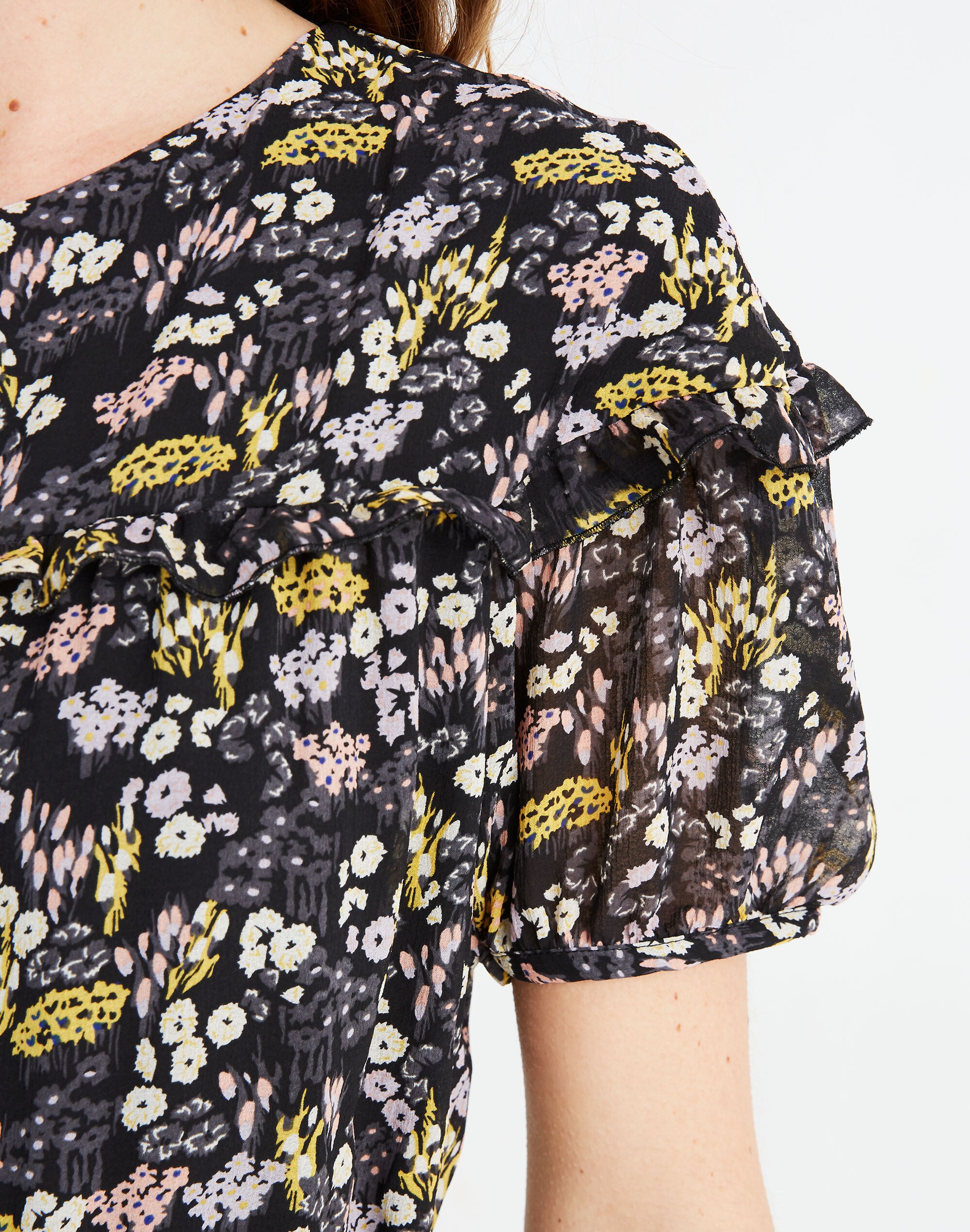 Sessun&trade; Floral Lacy Dress