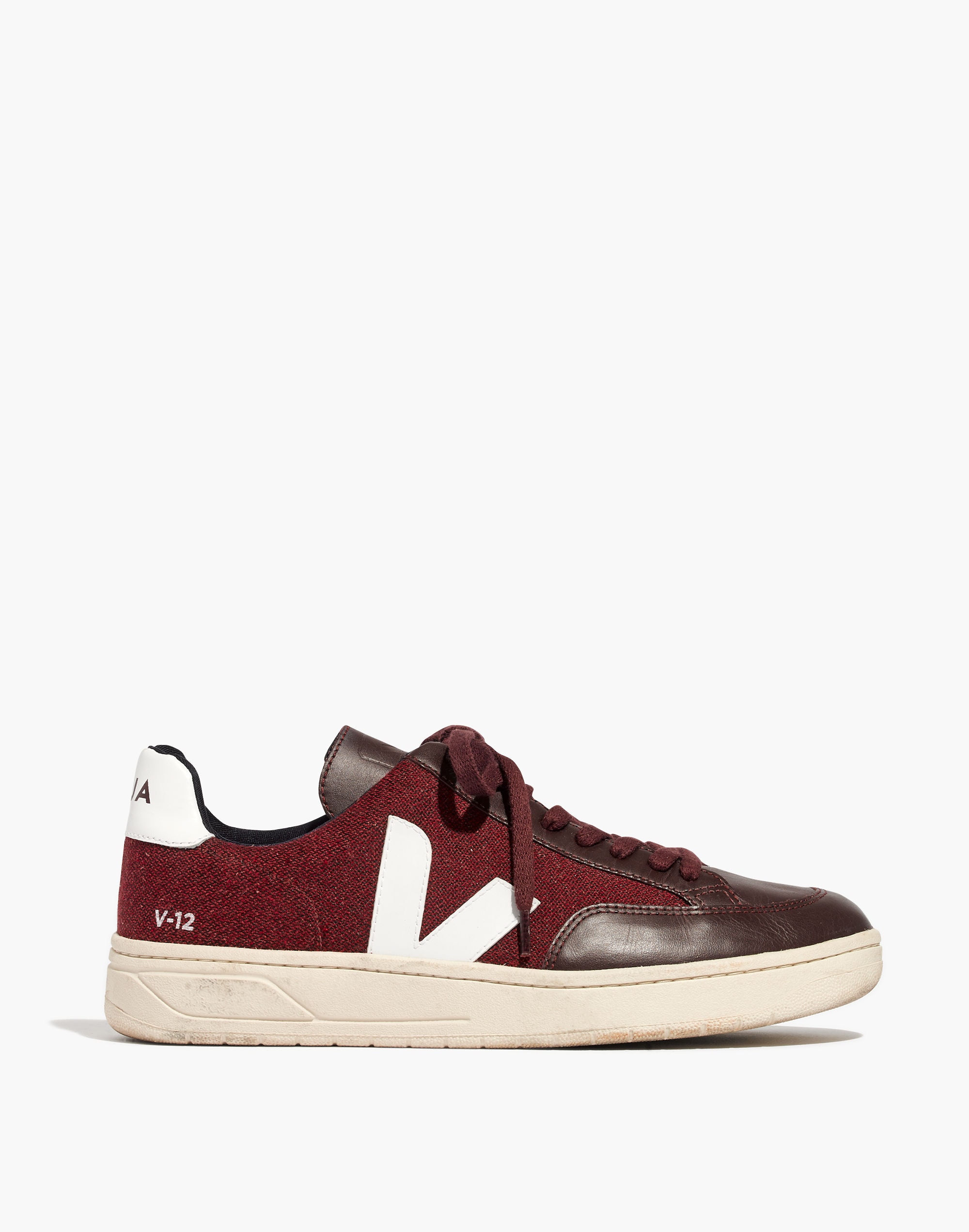 Veja&trade; Men's V-12 Sneakers