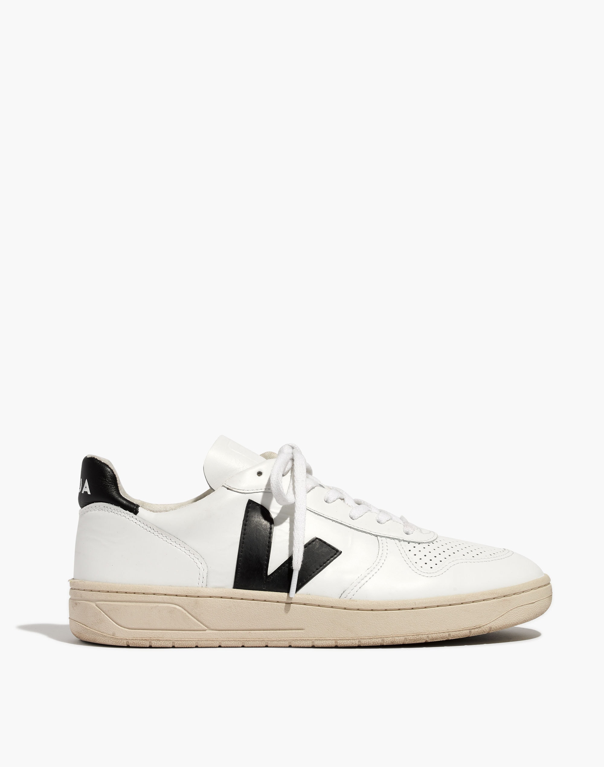 Veja&trade; Men's V-10 Sneakers