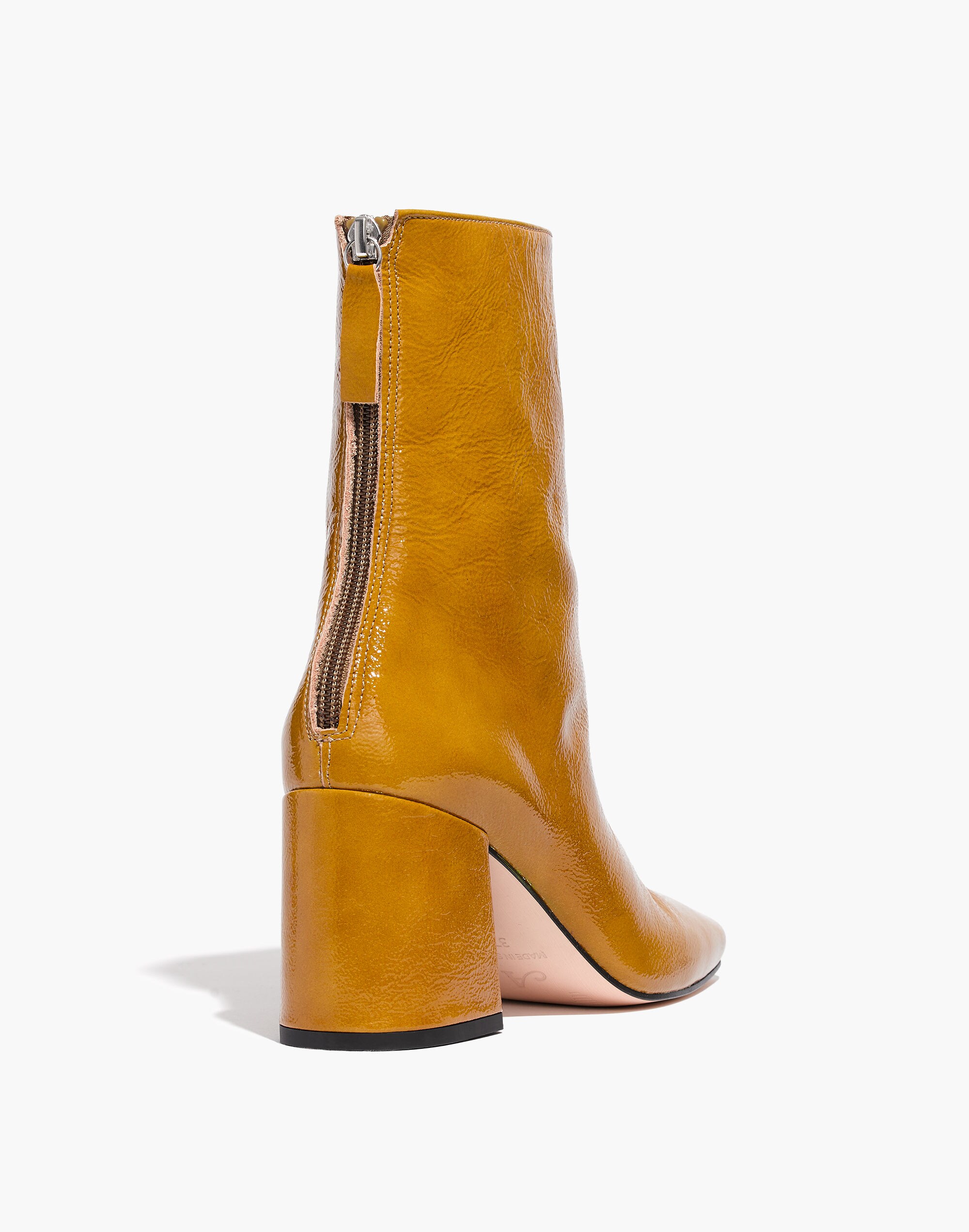 About Arianne Nico Boots