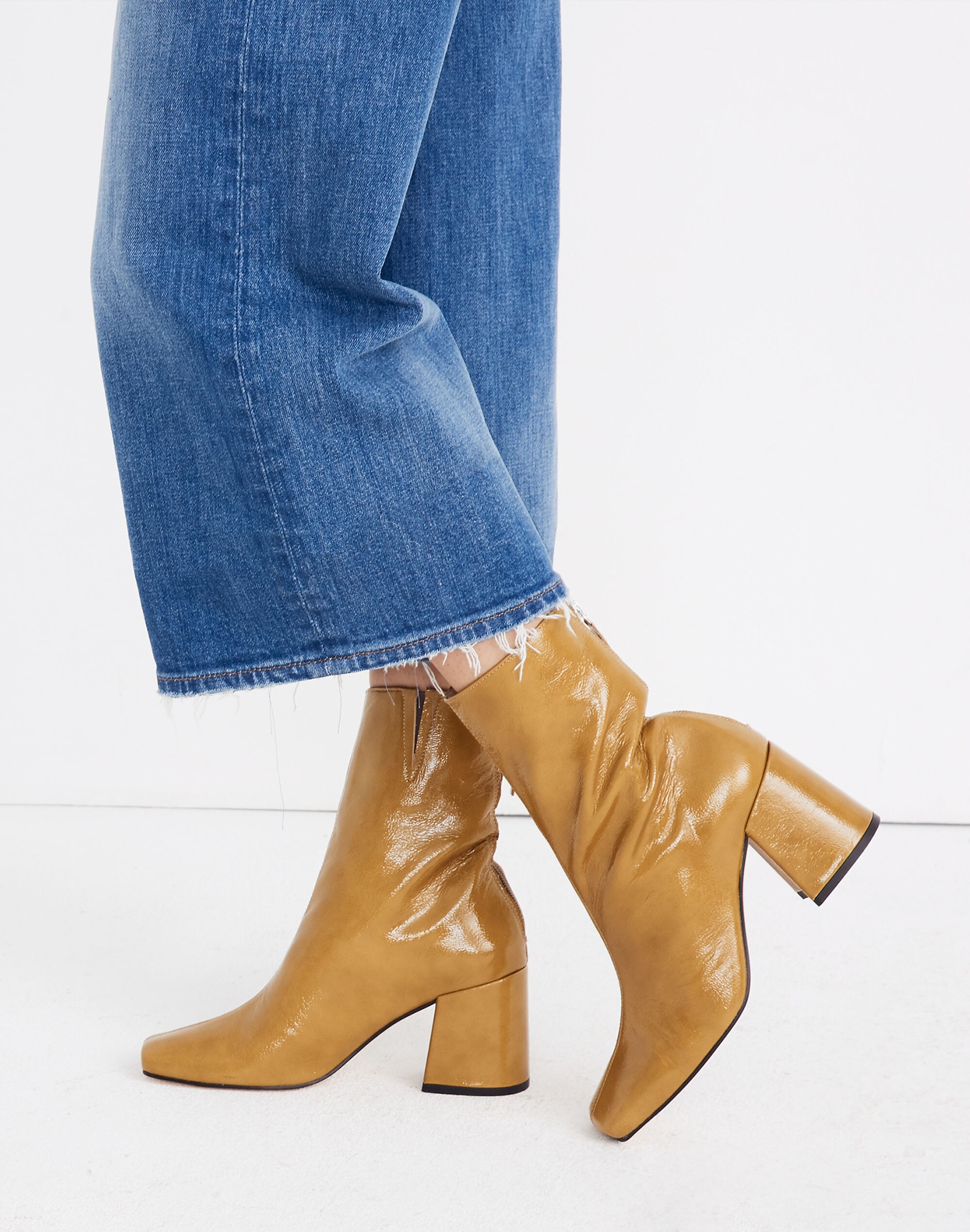 About Arianne Nico Boots