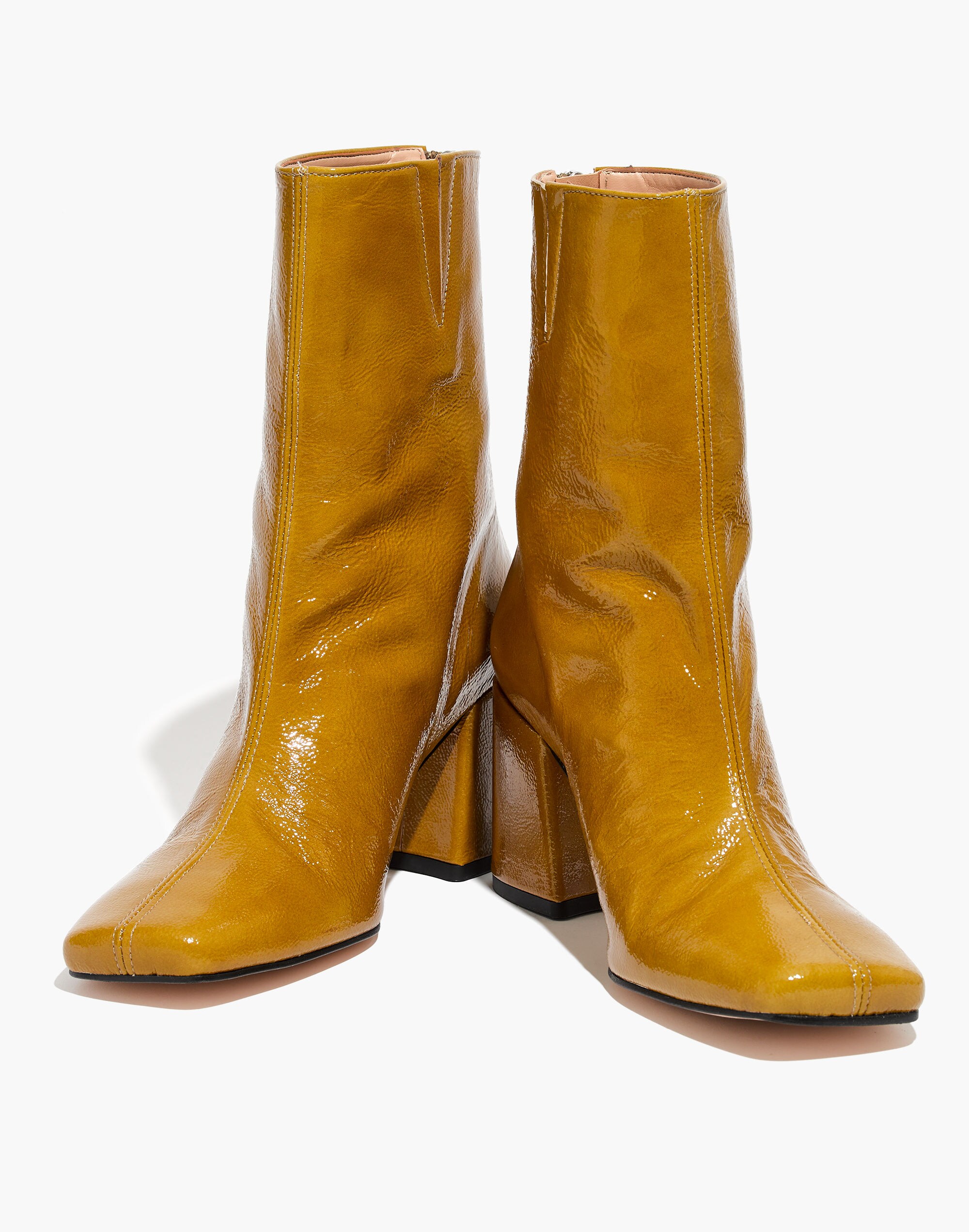 About Arianne Nico Boots